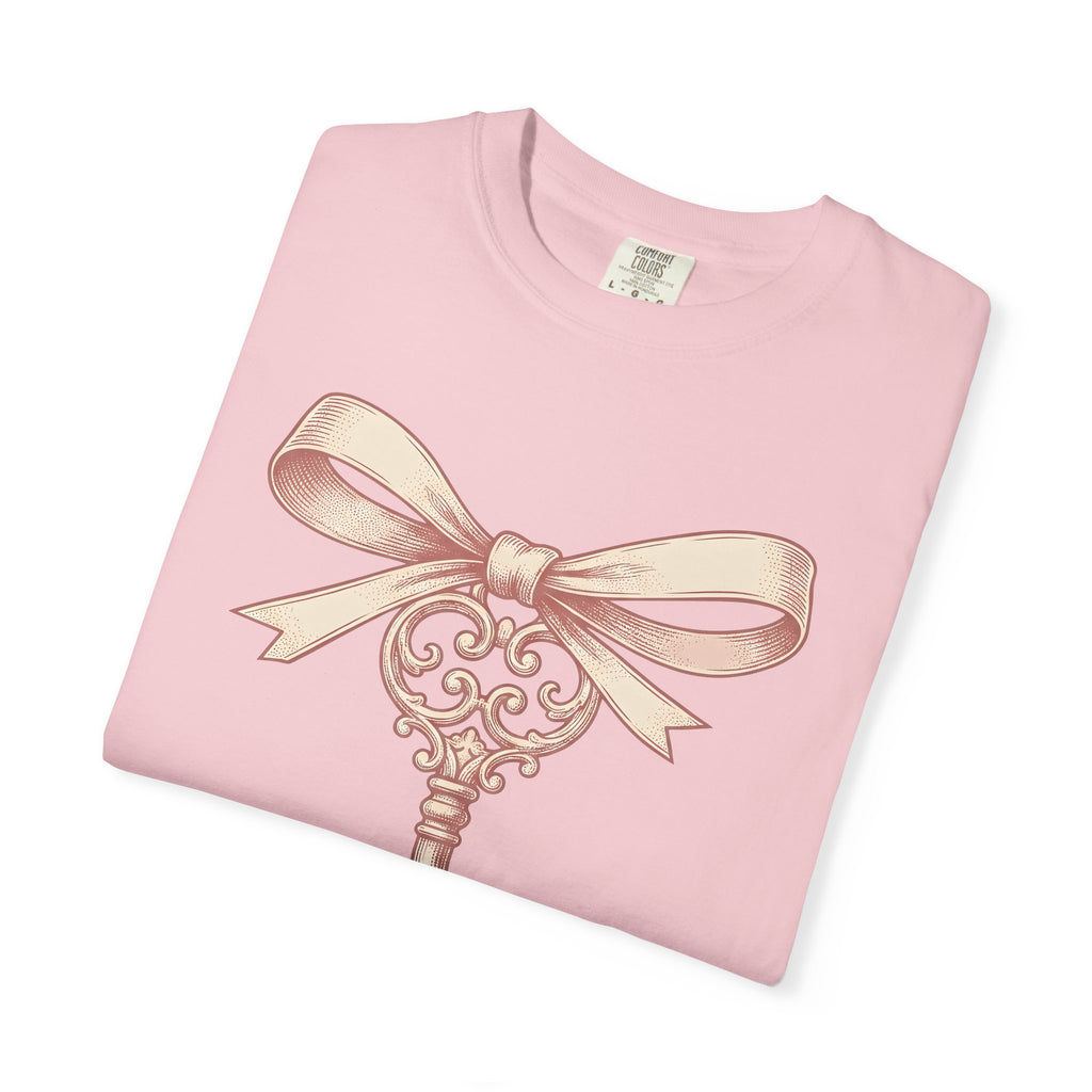 Antique Key Shirt Cute Love Gift Women Sketch Tee Skeleton Key T-Shirt Adorable Fan Key Illustration Vintage Handle Tshirt