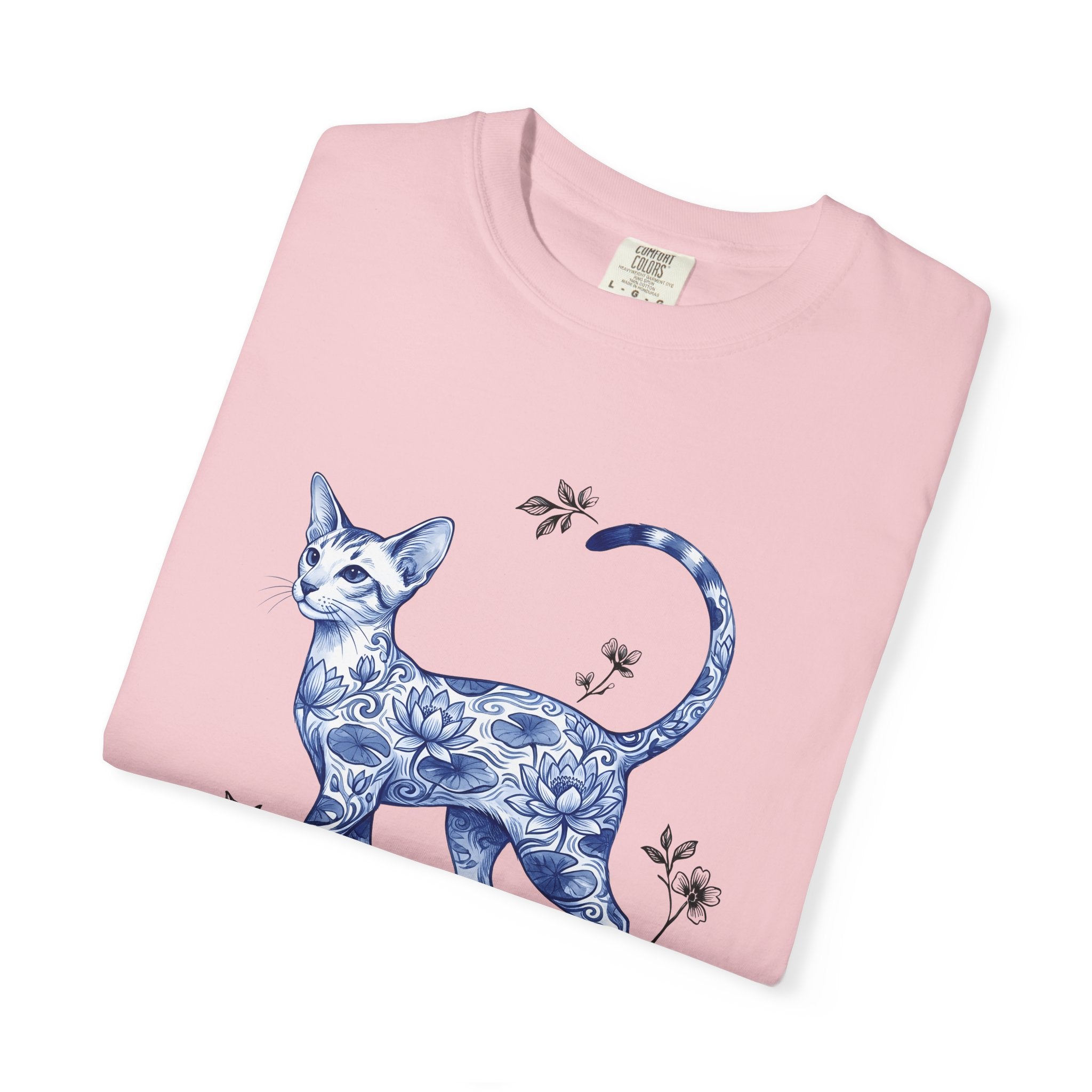 Flower Cat Shirt Cat Flower Gift Women Floral Tee Kitty T-Shirt Cat Fan Fancy Tshirt Blossom Graphic Retro Water Lily Tshirt