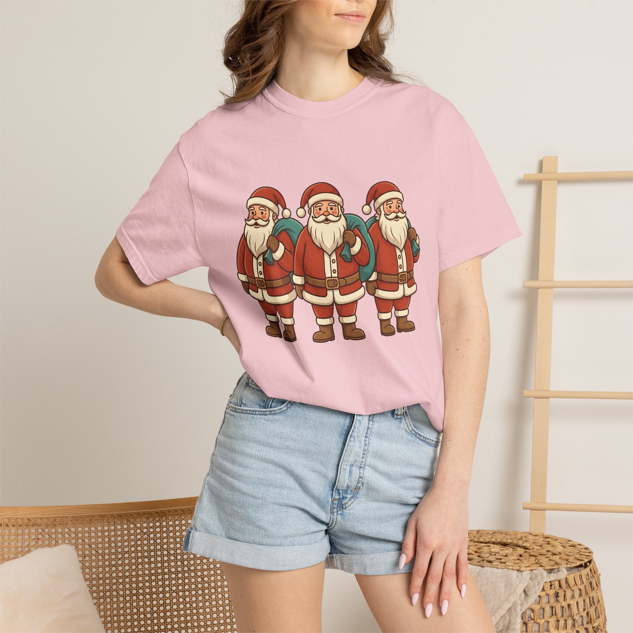 Santa Claus Shirt Christmas Holiday Gift Women Cartoon Tee Kris Kringle T-Shirt Christmas Fan Comic Tshirt Celebration Graphic Vintage Gift