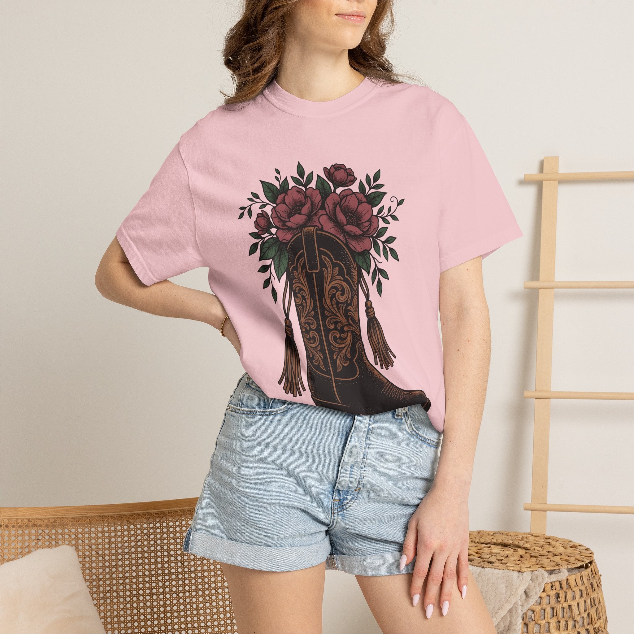 Cowgirl Boot Floral Shirt Cowgirl Rodeo Gift Women Ethnic Tee Boot Flower T-Shirt Cowboy Fan Tribal Tshirt Rodeo Graphic Sketch Suede