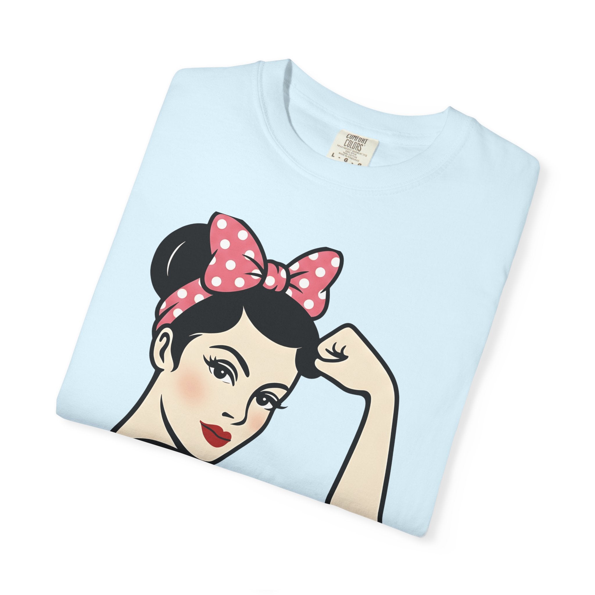 Powerful Female Illustration Shirt Nurses Confidence Gift Women Vintage Tee Strong Woman T-Shirt Nurse Enthusiast Retro Tshirt Empowered
