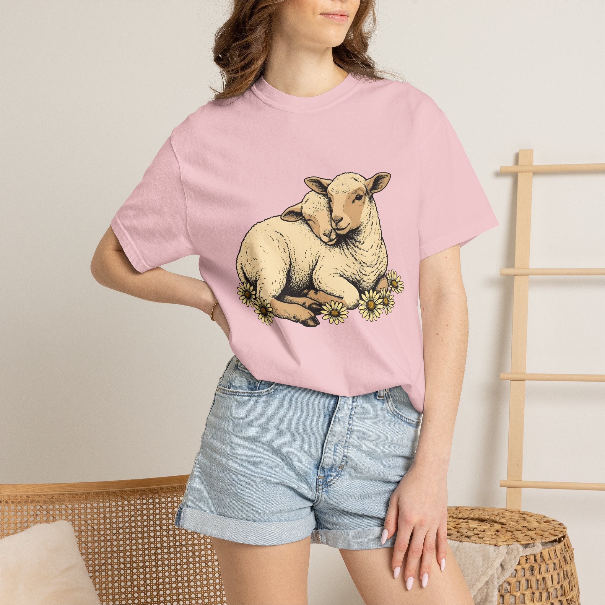 Young Lambs Shirt Easter Pets Gift Women Line Art Tee Lamb T-Shirt Easter Fan Baby Sheep Tshirt Animal Graphic Classic Flower Bouquet Tshirt