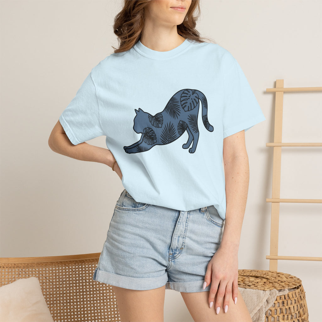 Stretching Kitten Shirt Cat Wildlife Gift Women Floral Tee Kitten T-Shirt Cat Fan Fancy Tshirt Wildlife Graphic Simple Palm Leaves Tshirt