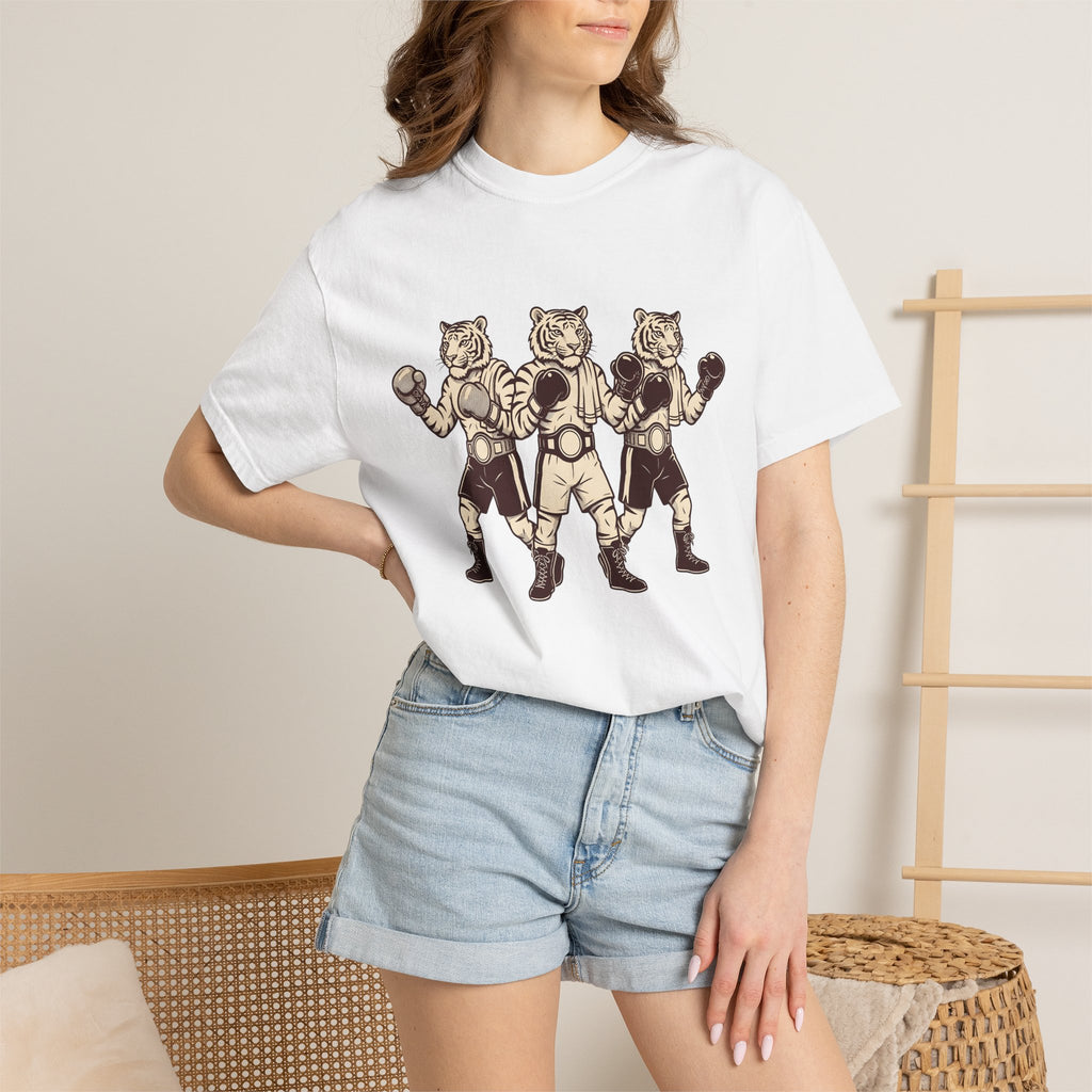 Boxing Cat Shirt Sports Creatures Gift Women Nostalgic Tee Fighting Cat T-Shirt Athlete Fan Boxer Graphic Creature Graphic Outline Sparring