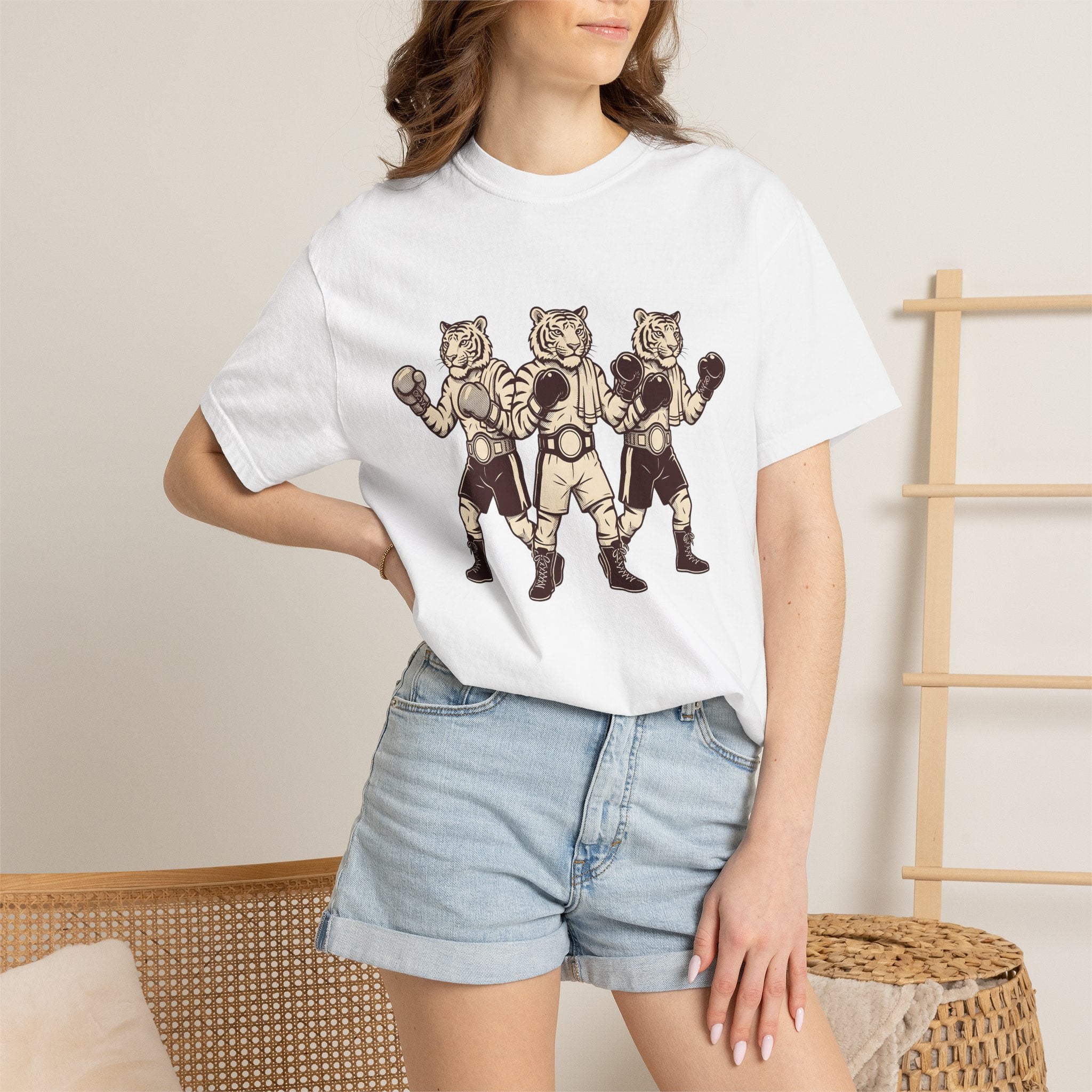 Boxing Cat Shirt Sports Creatures Gift Women Nostalgic Tee Fighting Cat T-Shirt Athlete Fan Boxer Graphic Creature Graphic Outline Sparring