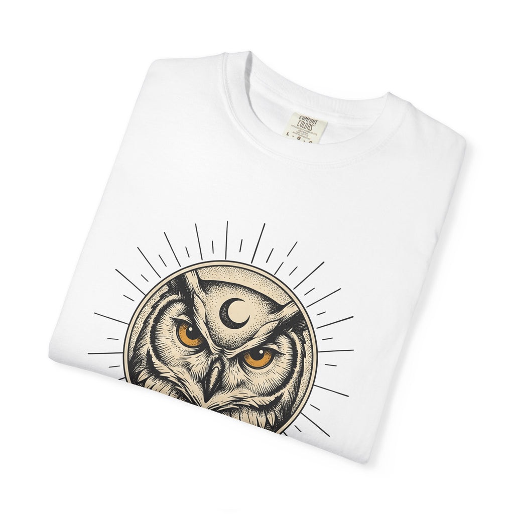 Owl Night Shirt Boho Chic Wildlife Gift Women Magical Tee Owl T-Shirt Bohemian Fan Mystical Tshirt Animal Graphic Retro Rays Tshirt