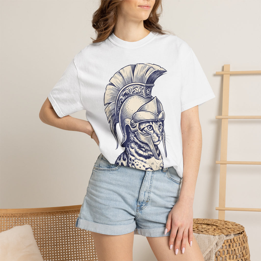 Warrior Cat Shirt Cat Animal Gift Women Hand Drawn Tee Feral Cat T-Shirt Cat Fan Illustrated Tshirt Creature Graphic Vintage Helmet Tshirt