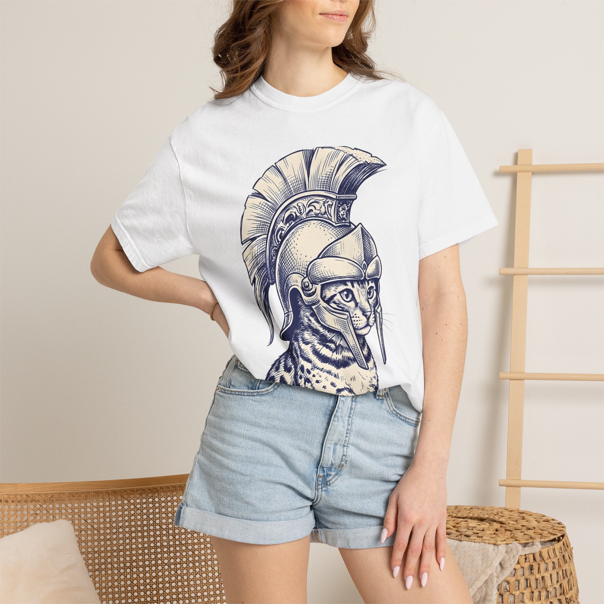 Warrior Cat Shirt Cat Animal Gift Women Hand Drawn Tee Feral Cat T-Shirt Cat Fan Illustrated Tshirt Creature Graphic Vintage Helmet Tshirt