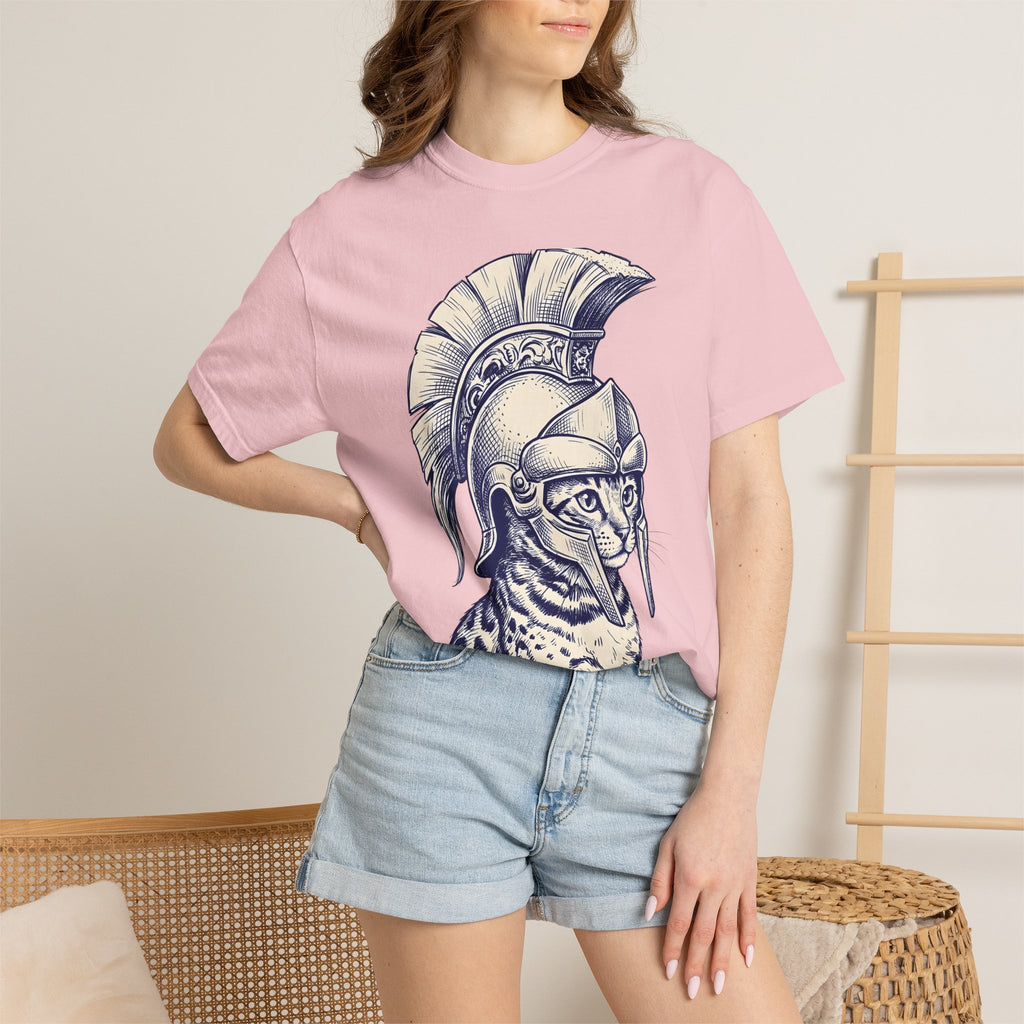 Warrior Cat Shirt Cat Animal Gift Women Hand Drawn Tee Feral Cat T-Shirt Cat Fan Illustrated Tshirt Creature Graphic Vintage Helmet Tshirt