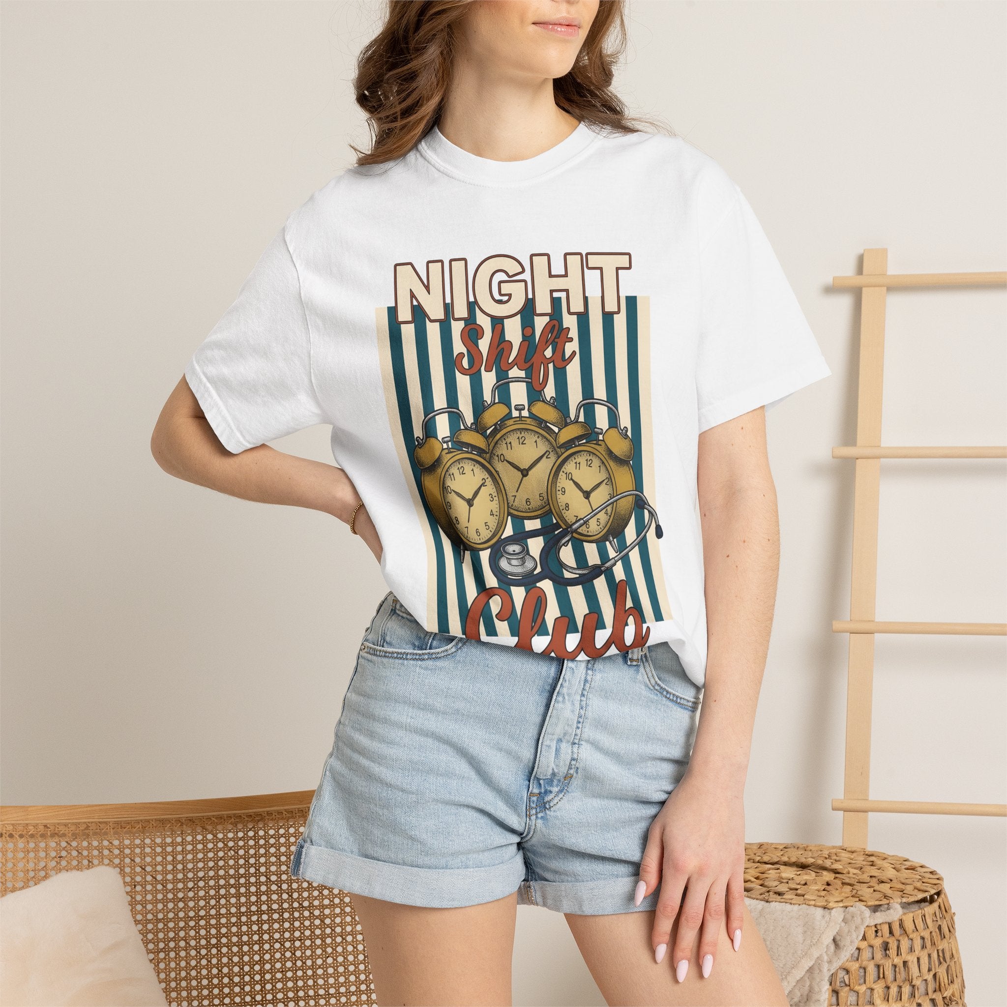Retro Clock Shirt Nurses Employment Gift Women Timeless Tee Clock T-Shirt Nurse Enthusiast Vintage Tshirt Job Graphic Traditional Health