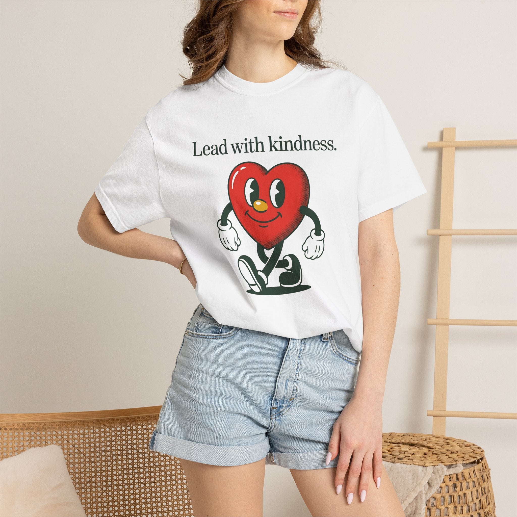 Comic Heart Shirt Cute Encouragement Gift Women Classic Tee Heart T-Shirt Adorable Fan Retro Tshirt Inspirational Graphic Hand Drawn Mittens