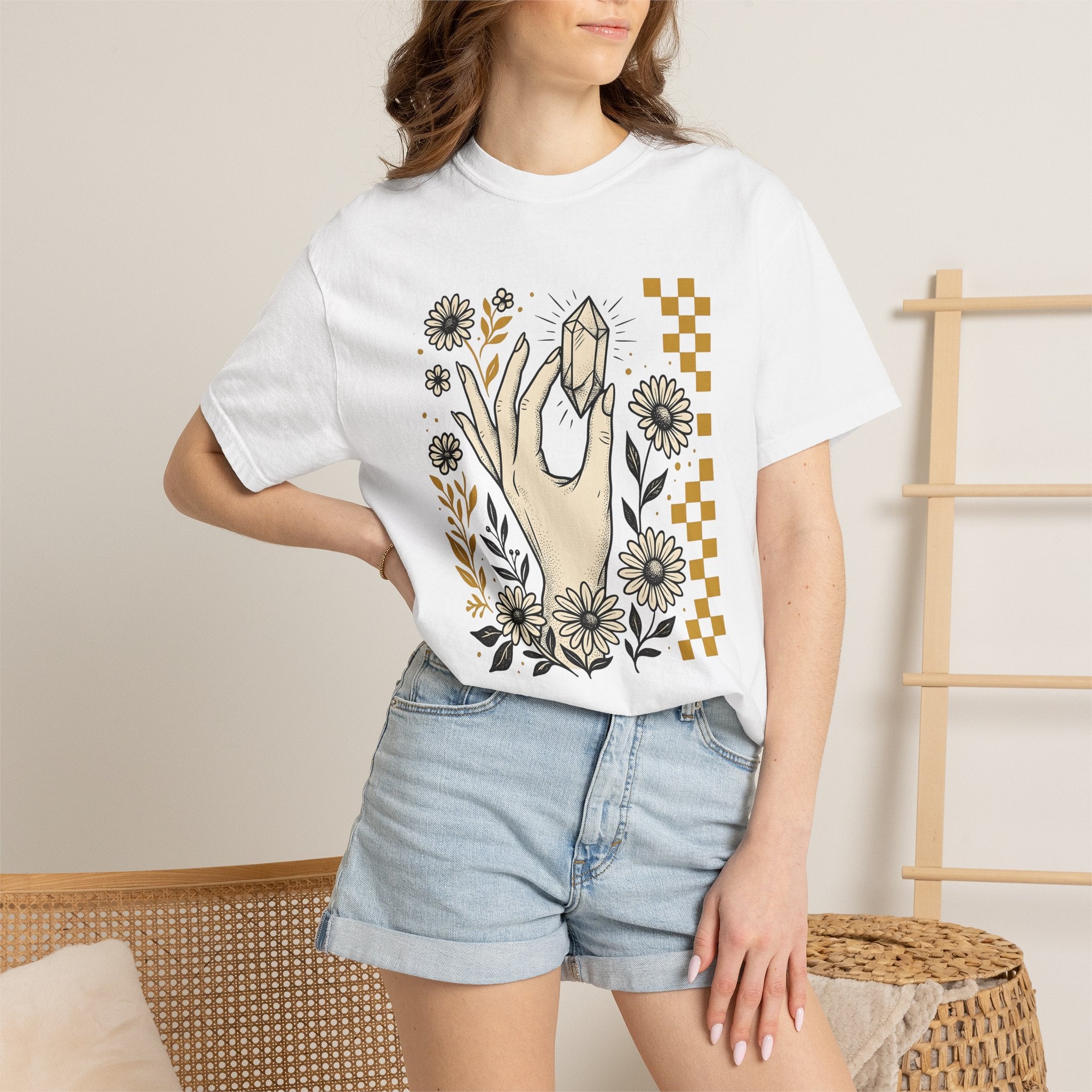 Gemstone Hand Shirt Boho Chic Mindfulness Gift Women Body Art Tee Crystal Hand T-Shirt Bohemian Fan Tattoo Art Tshirt Meditation Graphic