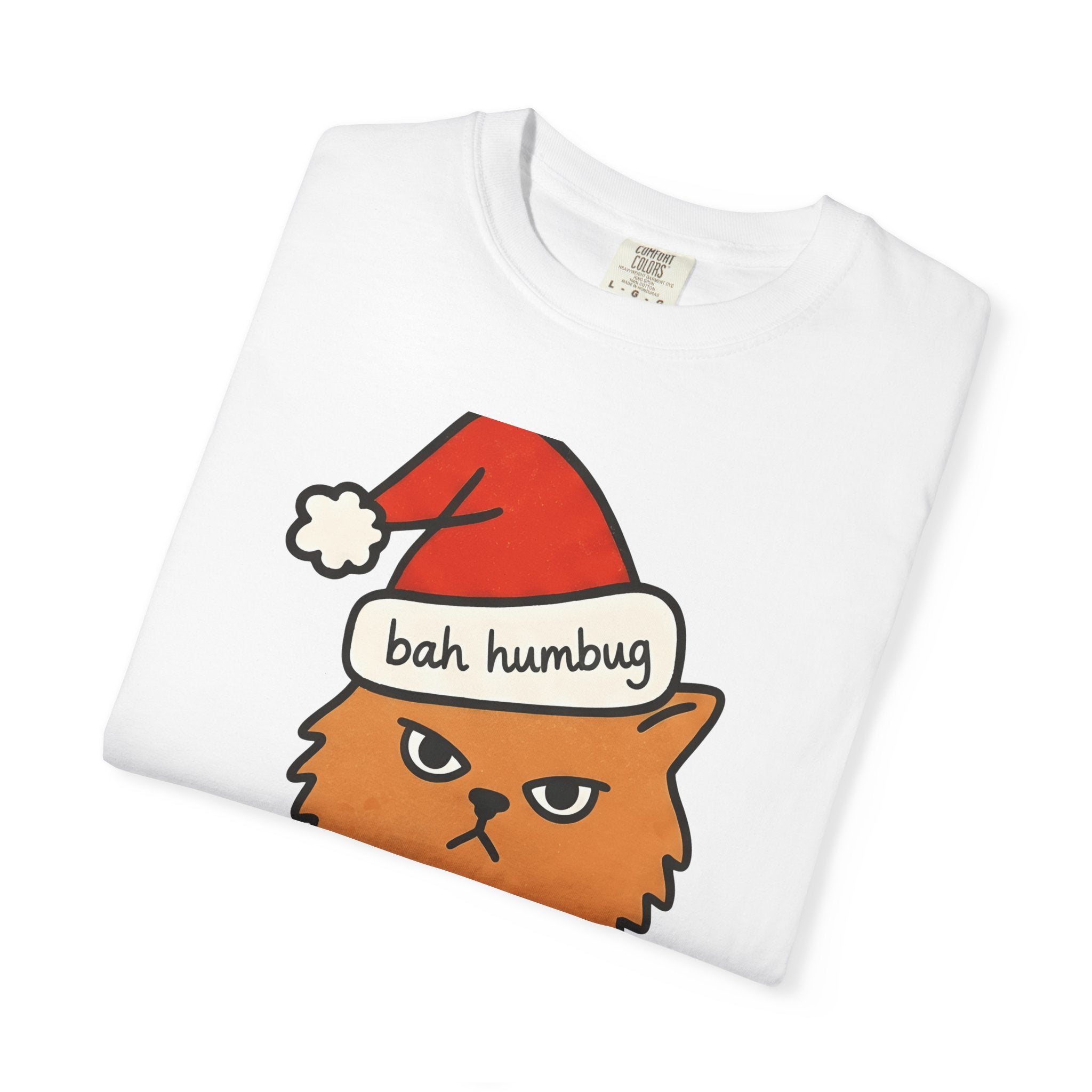 Annoyed Cat Shirt Christmas Comedy Gift Women Illustration Tee Kitty T-Shirt Xmas Fan Feline Tshirt Humor Graphic Sketch Festive Lights
