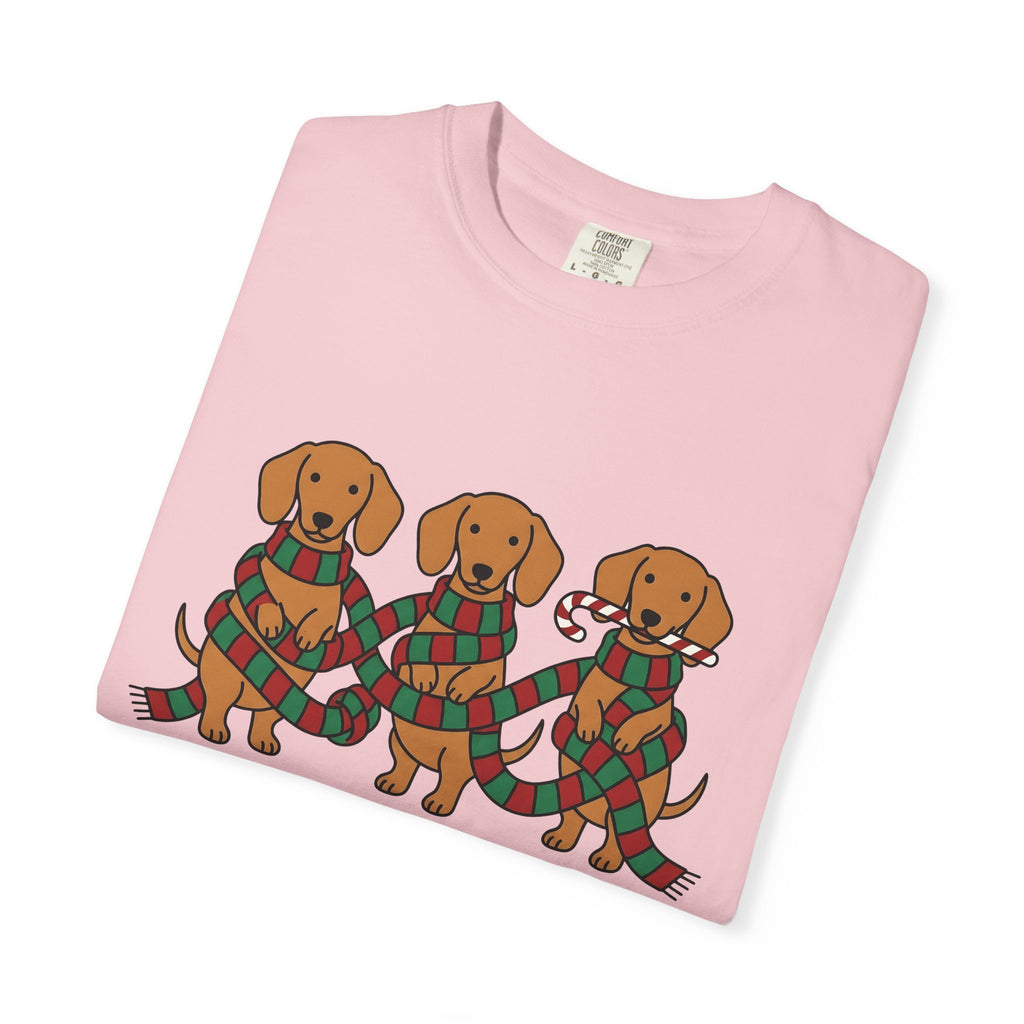 Sausage Dogs Shirt Christmas Pet Parent Gift Women Caricature Tee Dachshund T-Shirt Christmas Fan Wiener Dog Tshirt Pet Graphic Sleek