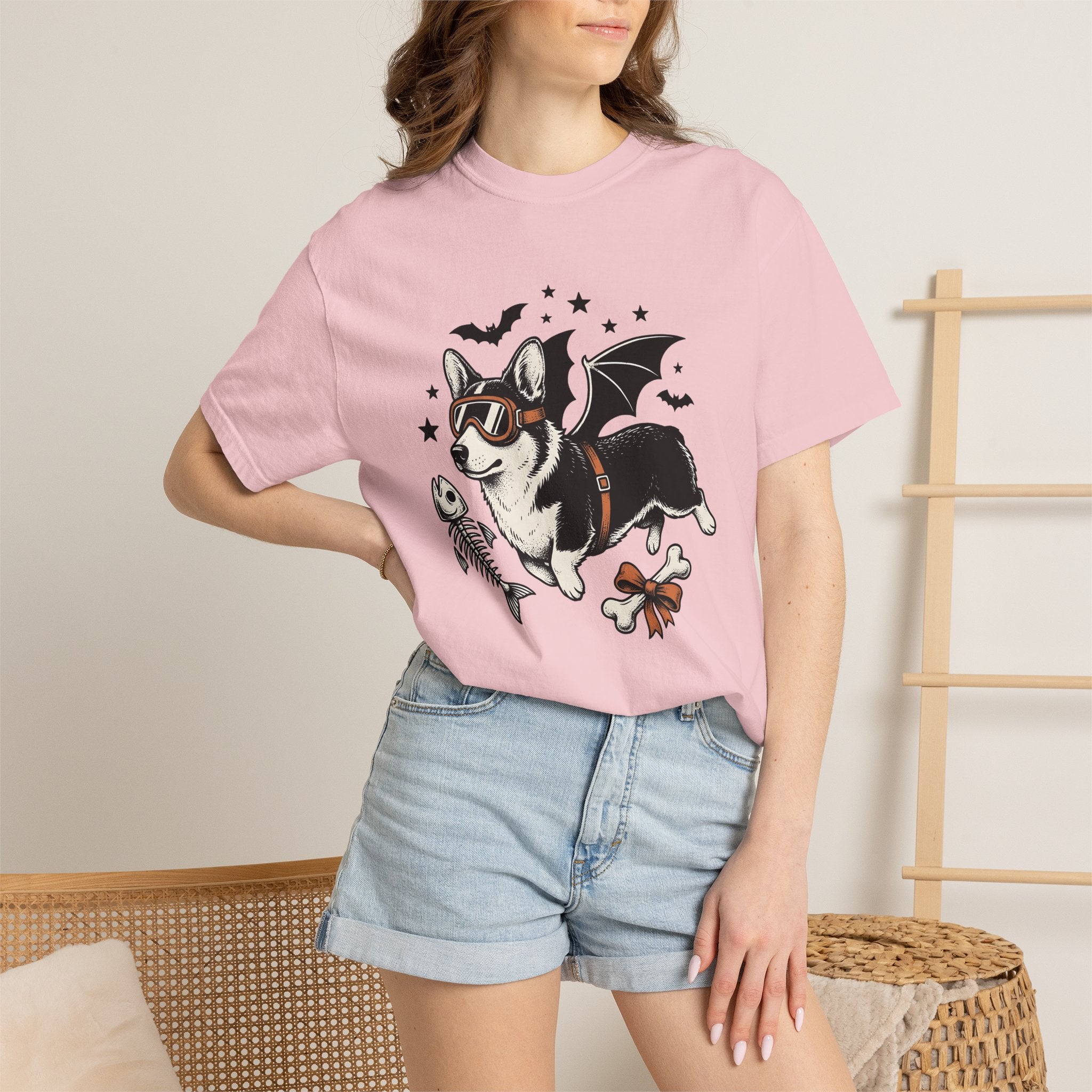 Corgi Bat Wings Shirt Halloween Animal Gift Women Neo Traditional Tee Pembroke Welsh Corgi T-Shirt Spooky Fan Tattoo Tshirt Creature Graphic