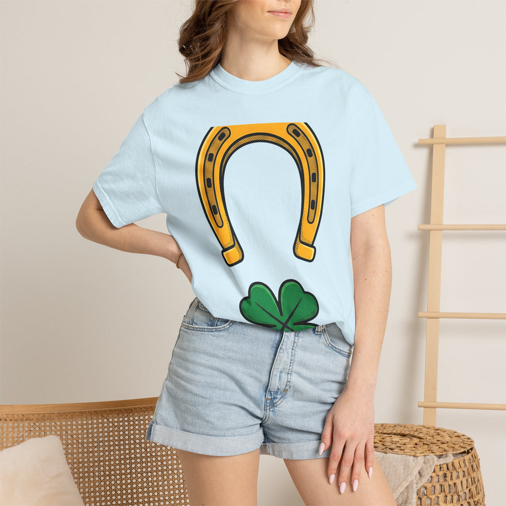 Horseshoe Clover Shirt St Patrick's Day Superstition Gift Women Minimal Tee Four Leaf Clover T-Shirt St Patricks Fan Simple Tshirt Lucky