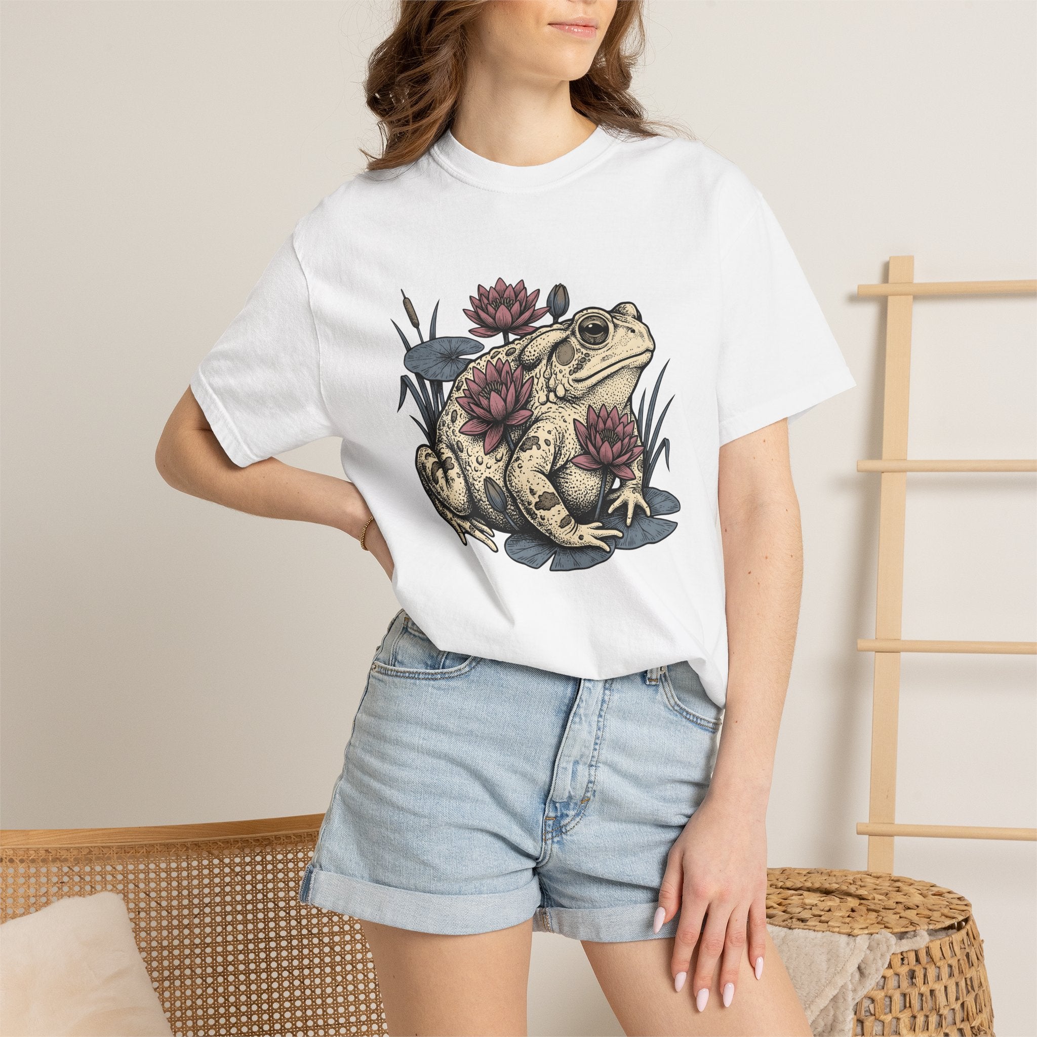 Frog Lily Pad Shirt Animals & Flowers Environment Gift Women Naturalistic Tee Toad T-Shirt Wildlife Fan Realistic Tshirt Eco Graphic Sketch