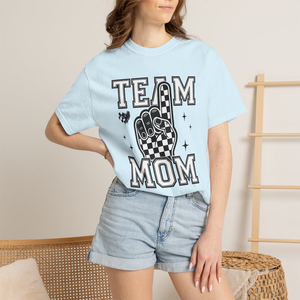 Checkered Foam Finger Shirt Moms Sports Gift Women Vintage Tee Foam Finger T-Shirt Mom Fan Retro Tshirt Athletic Graphic Sports Graphic Tee