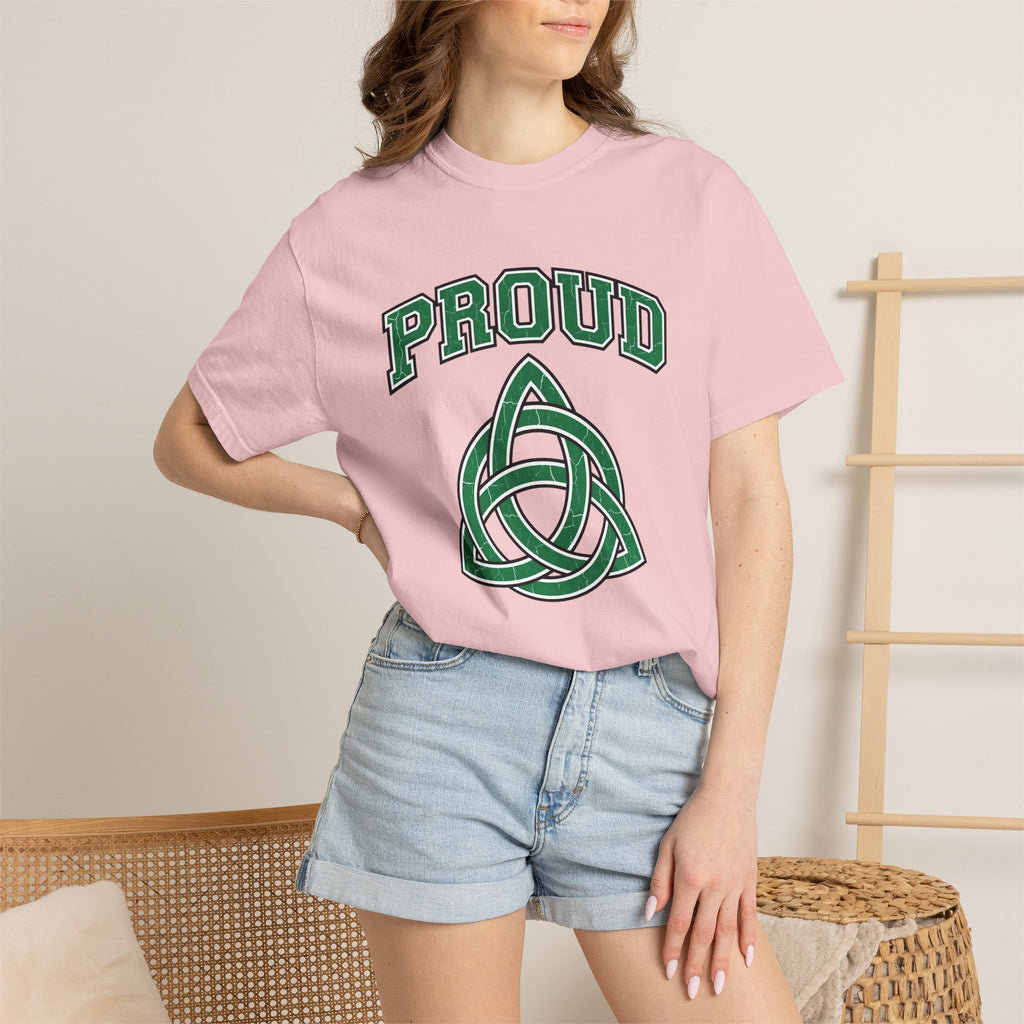 Celtic Braid Shirt St Patrick's Day Claddagh Gift Women Weathered Tee Knotwork T-Shirt Shamrock Fan Celtic Knot Tshirt Claddagh Graphic