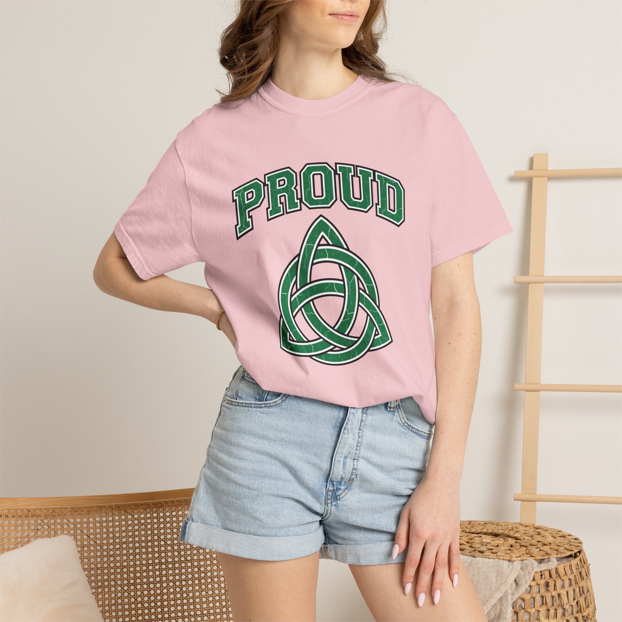 Celtic Braid Shirt St Patrick's Day Claddagh Gift Women Weathered Tee Knotwork T-Shirt Shamrock Fan Celtic Knot Tshirt Claddagh Graphic