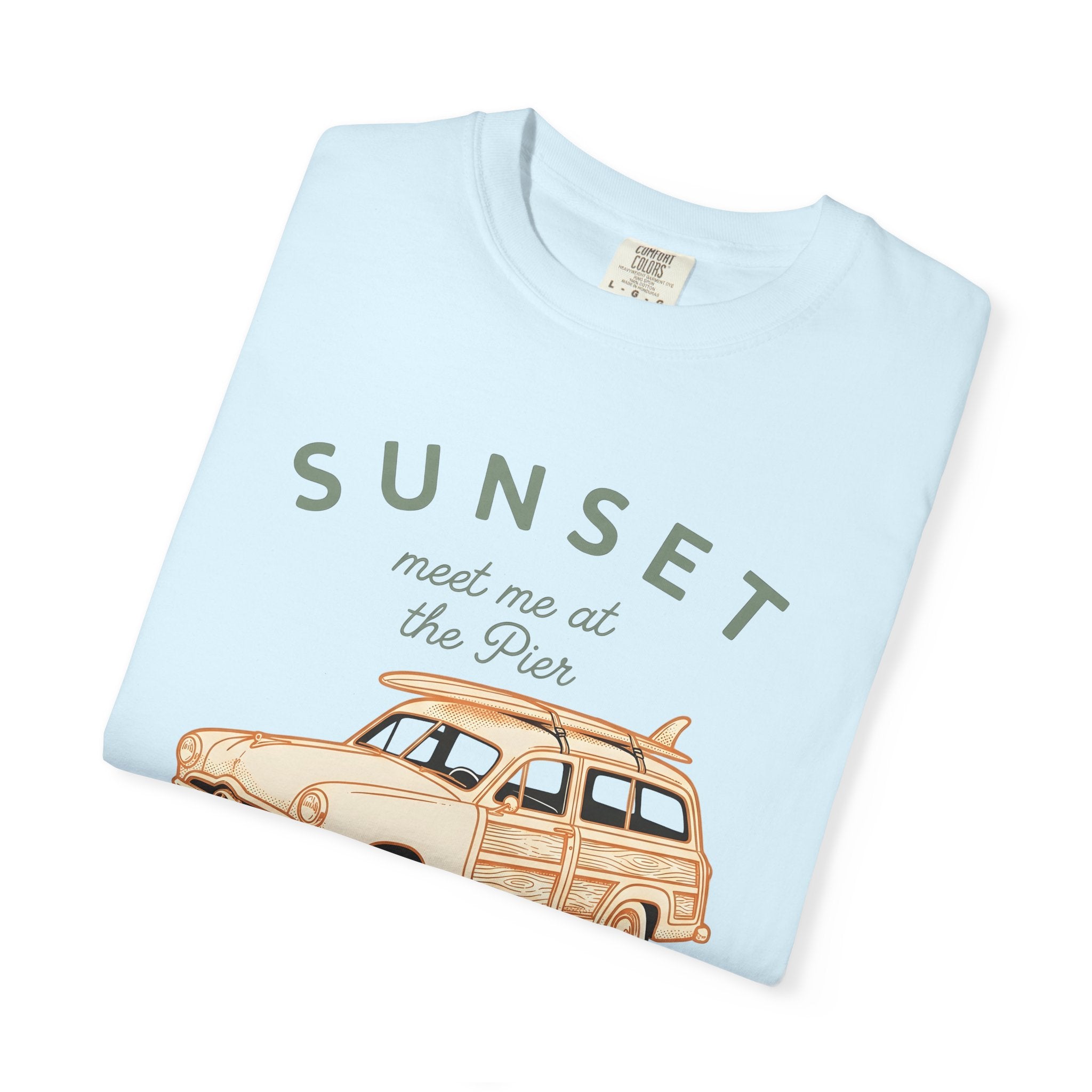 Vintage Surf Wagon Shirt Surfing Beach Gift Women Retro Tee Woody T-Shirt Surfer Enthusiast Vintage Tshirt Coastal Graphic Hand Drawn