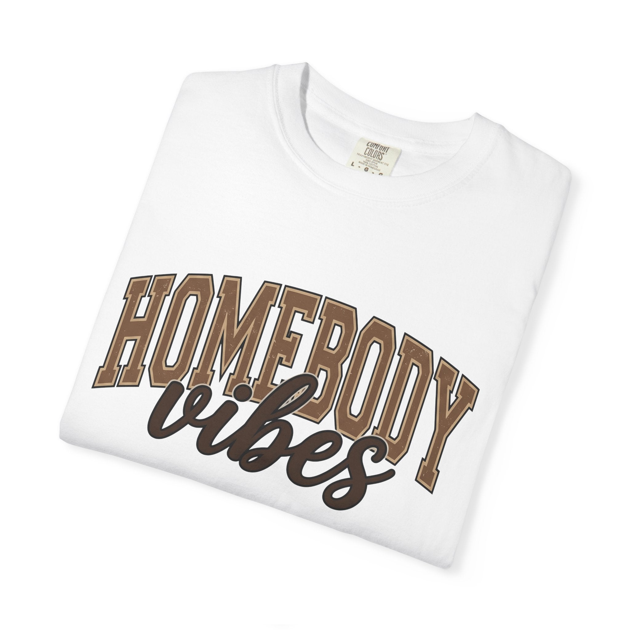 Bold Text Graphic Shirt Moms Home Gift Women Retro Tee Typography T-Shirt Motherhood Fan Distressed Tshirt Domestic Graphic Vintage Cozy