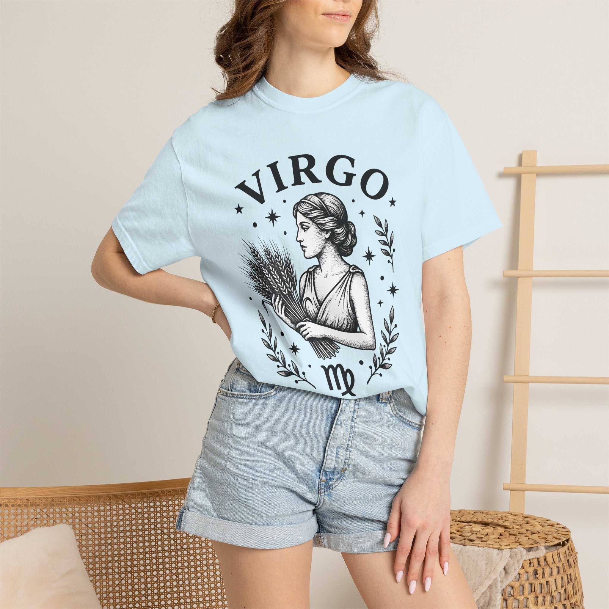 Astrology Woman Shirt Zodiac Horoscope Gift Women Retro Tee Astrology T-Shirt Zodiac Fan Vintage Tshirt Astrology Graphic Sketch Grain