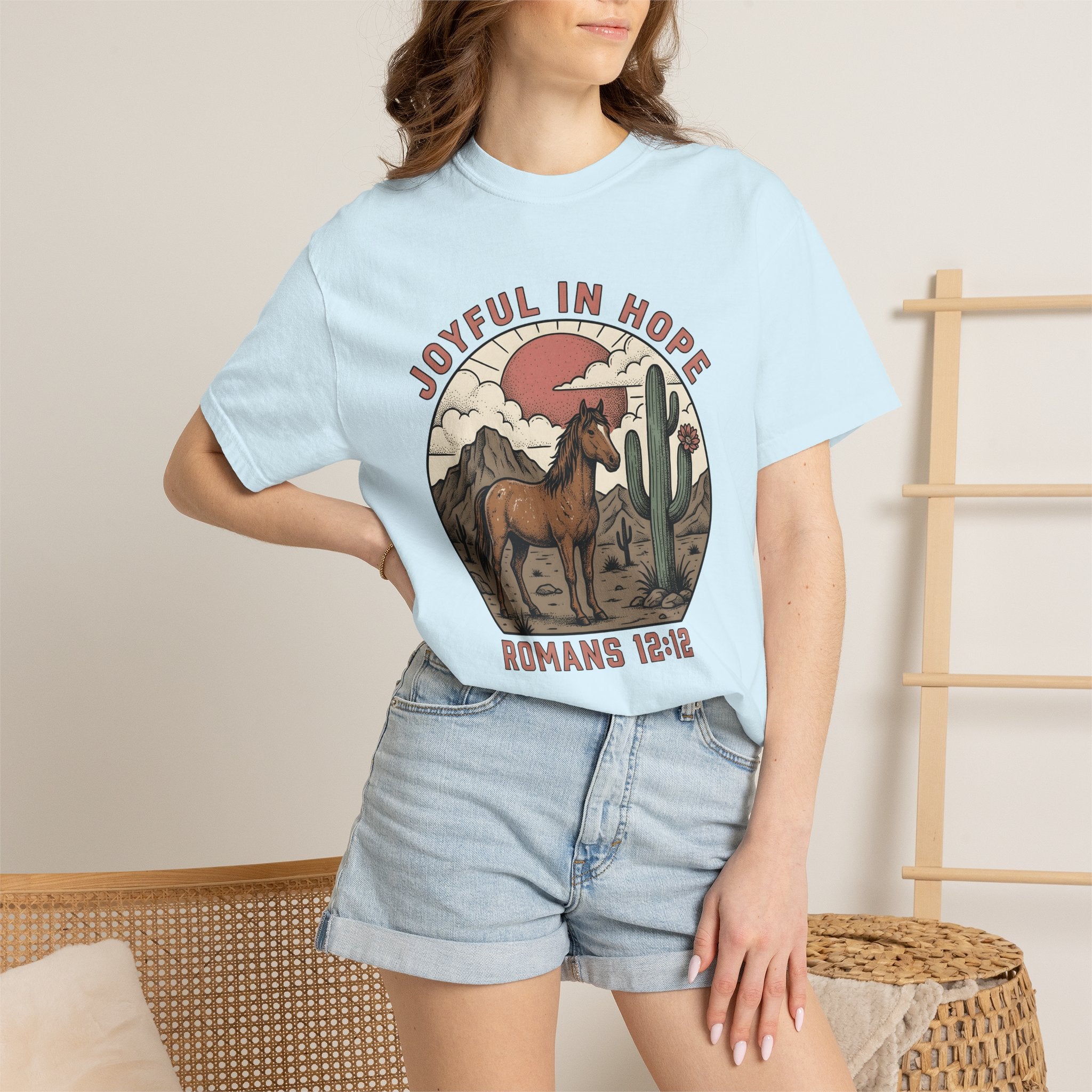 Horse Desert Shirt Western Nature Gift Women Vintage Tee Mustang T-Shirt Cowboy Fan Distressed Tshirt Environmental Graphic Retro Cactus