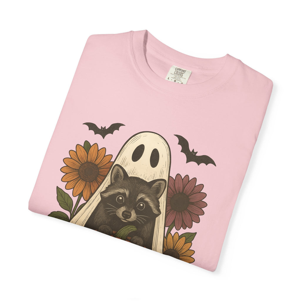 Raccoon Ghost Pumpkin Shirt Halloween Animal Gift Women Vintage Tee Trash Panda T-Shirt Spooky Fan Retro Tshirt Wildlife Graphic Hand Drawn