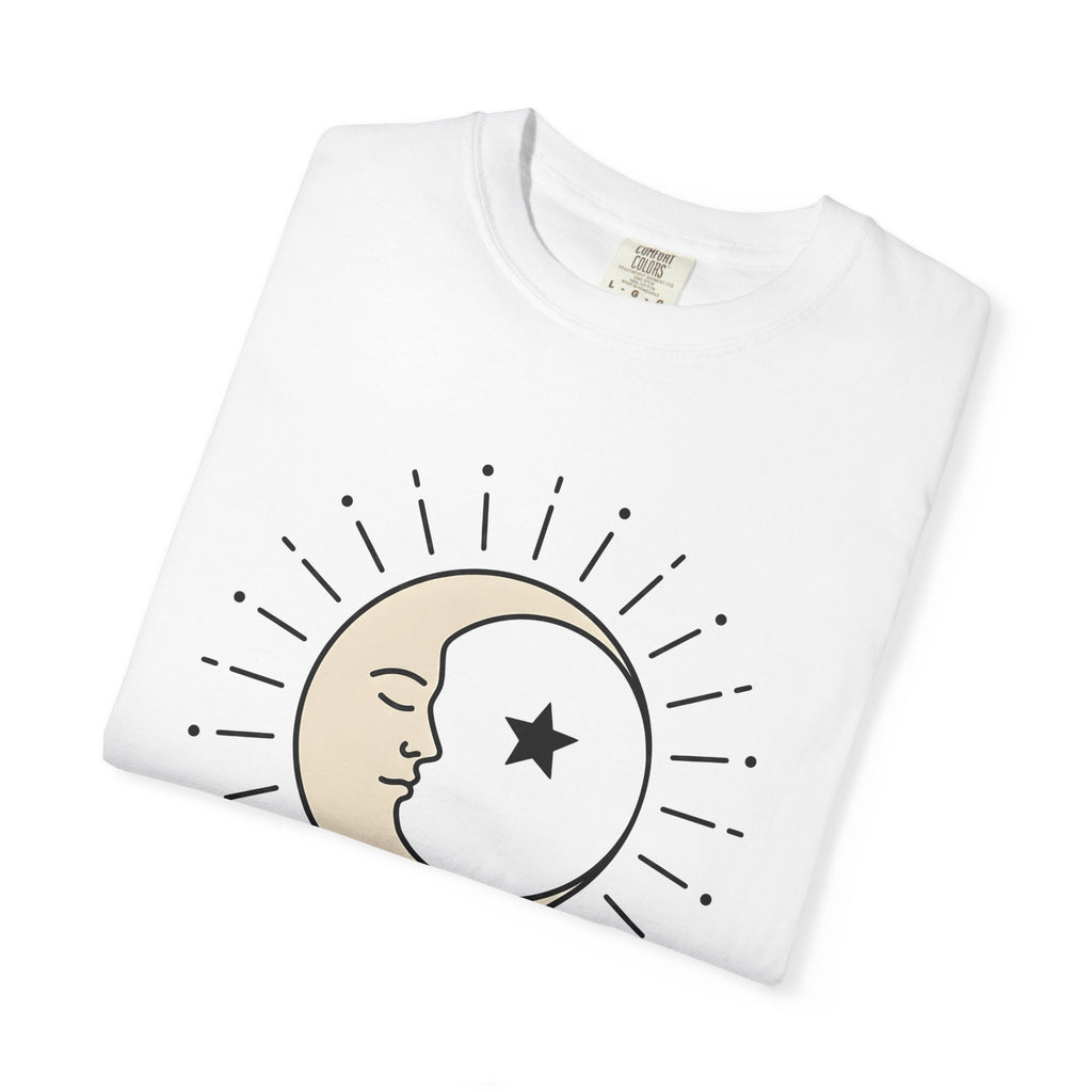 Moon Face Shirt Boho Chic Celestial Gift Women Line Art Tee Moon T-Shirt Bohemian Fan Illustrative Tshirt Galaxy Graphic Minimalist Star