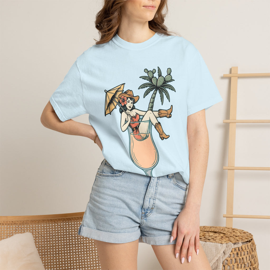 Cowgirl Cocktail Shirt Cowgirl Tropical Gift Women Pinup Tee Cocktail T-Shirt Cowboy Fan Vintage Tshirt Island Graphic Retro Cactus Tshirt