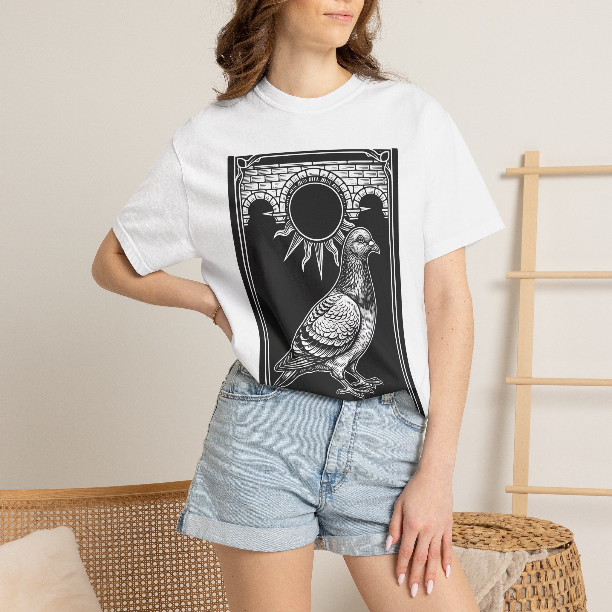 Dove Tarot Card Shirt Animals Mystic Gift Women Dark Tee Tarot Card T-Shirt Creature Fan Gothic Tshirt Occult Graphic Retro Sunlight Tshirt