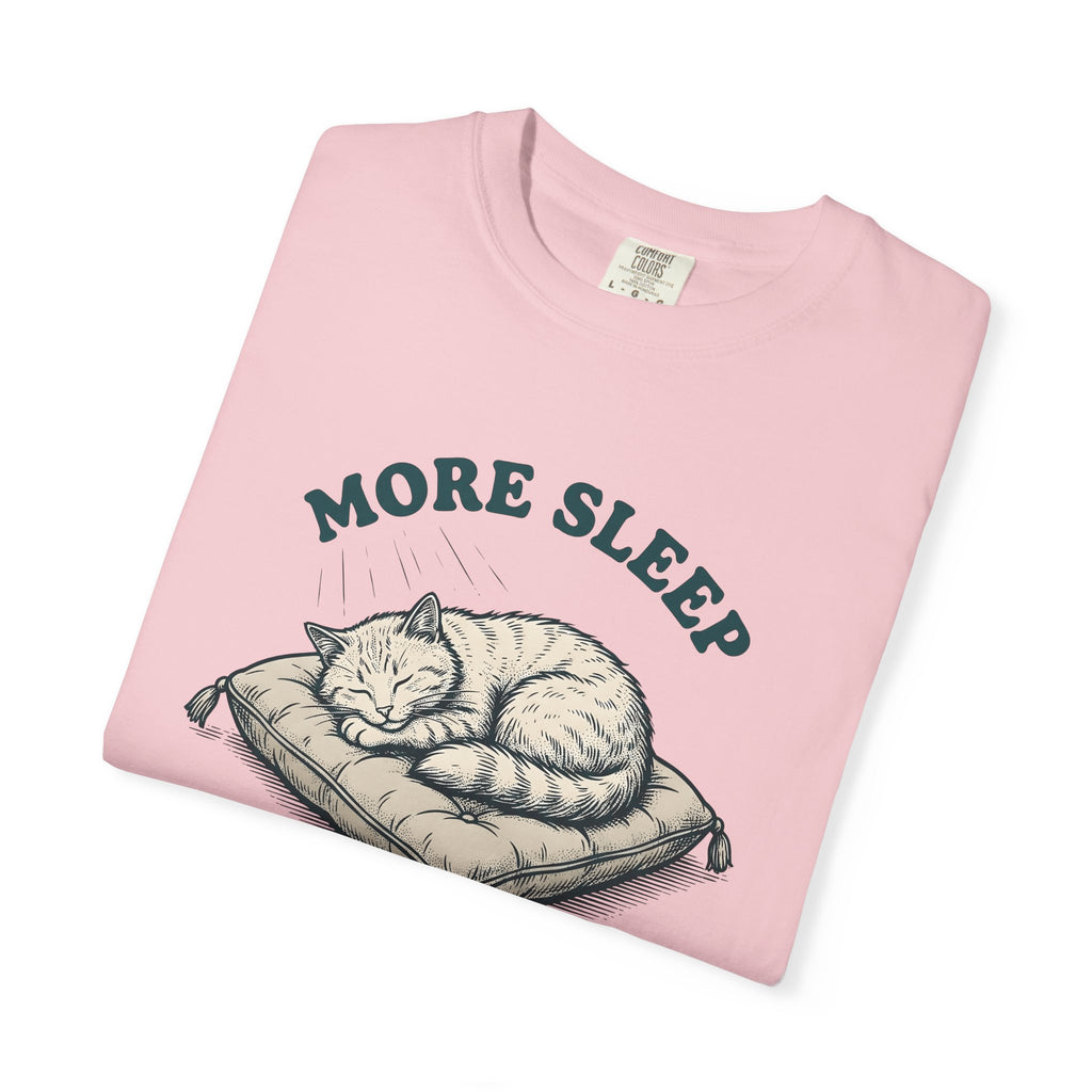 Sleeping Cat Shirt Cat Animal Gift Women Hand Drawn Tee Kitten T-Shirt Cat Fan Illustrated Tshirt Creature Graphic Vintage Pillow Tshirt