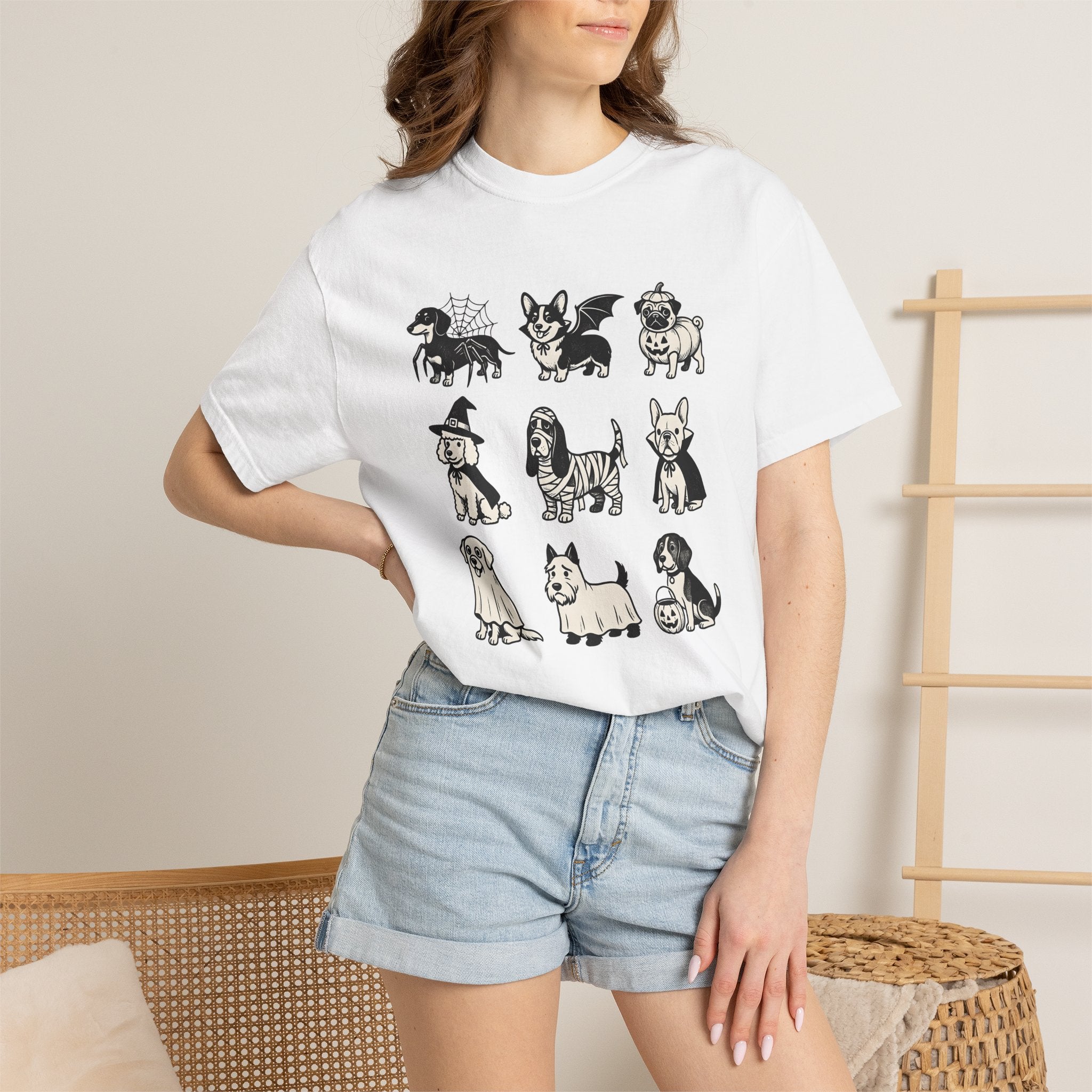 Scary Dogs Shirt Dog Celebration Gift Women Funny Tee Frightful Dogs T-Shirt Dog Fan Spooky Graphic Party Illustration Retro Tshirt Old