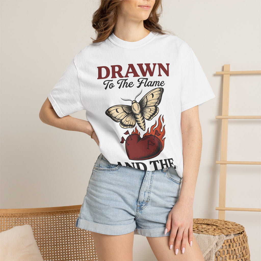 Moth Love Flame Shirt St. Valentine's Day Comedy Gift Women Antique Tee Flame T-Shirt Valentine Fan Vintage Tshirt Humor Graphic Doodle