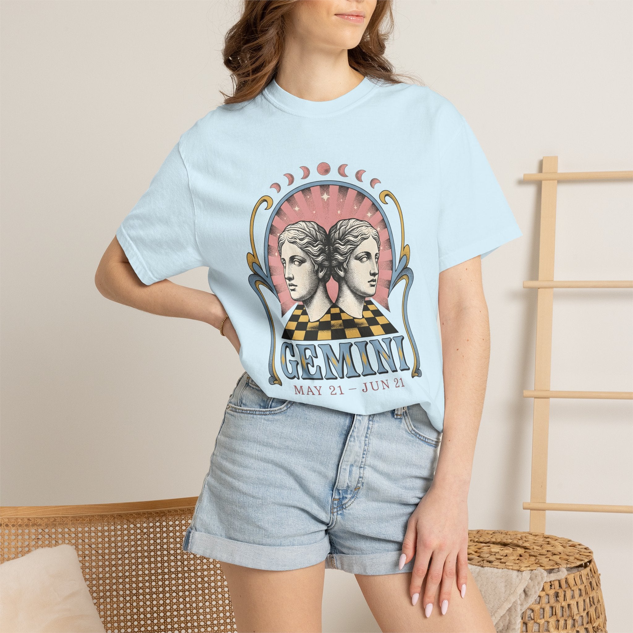 Gemini Twins Shirt Boho Chic Zodiac Gift Women Vintage Tee Twins T-Shirt Hippie Fan Retro Tshirt Astrology Graphic Tshirt Retro Checkerboard
