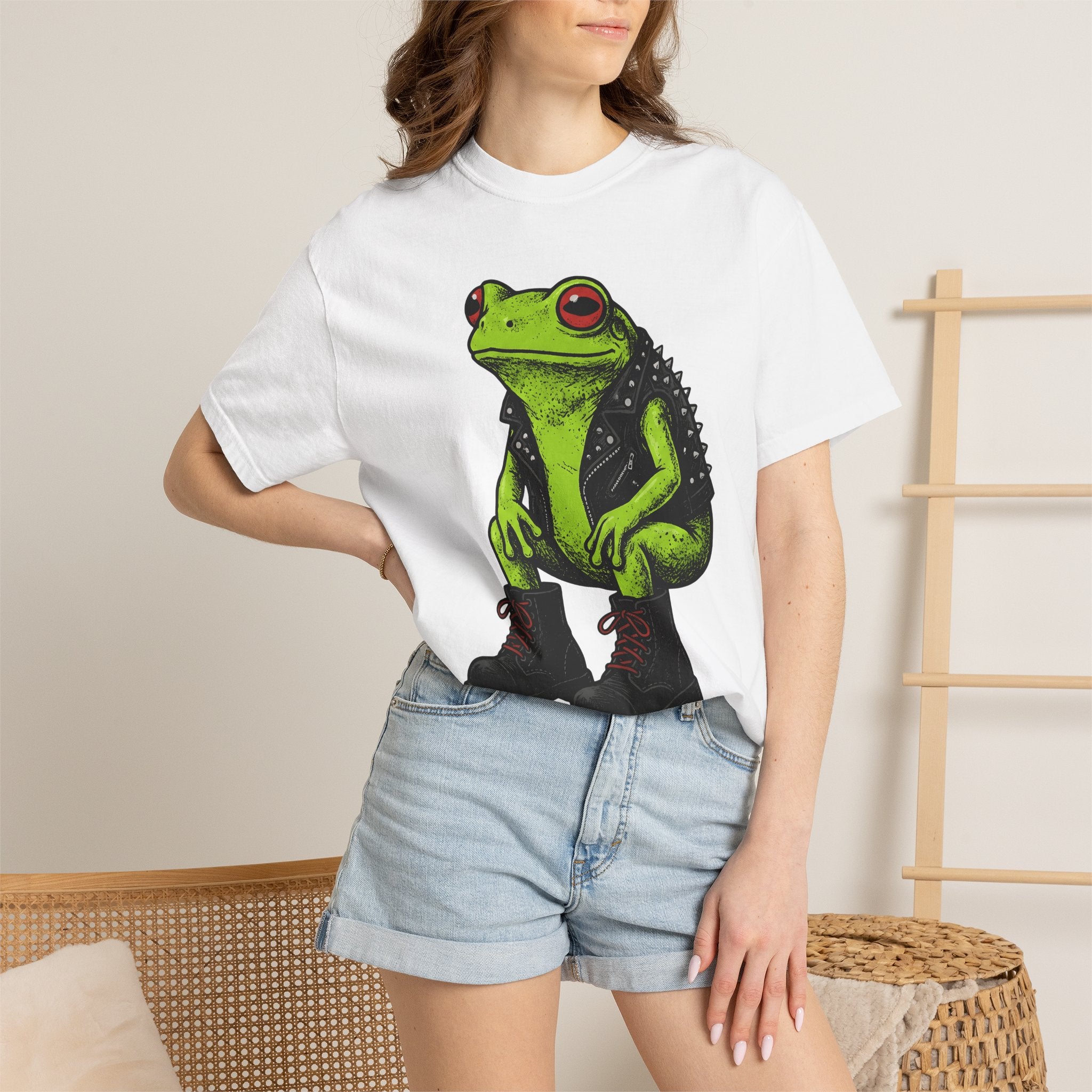 Cool Frog Shirt Frog Fauna Gift Women Pop Art Tee Toad T-Shirt Amphibian Fan Pop Art Tshirt Wildlife Graphic Retro Style Studded Jacket