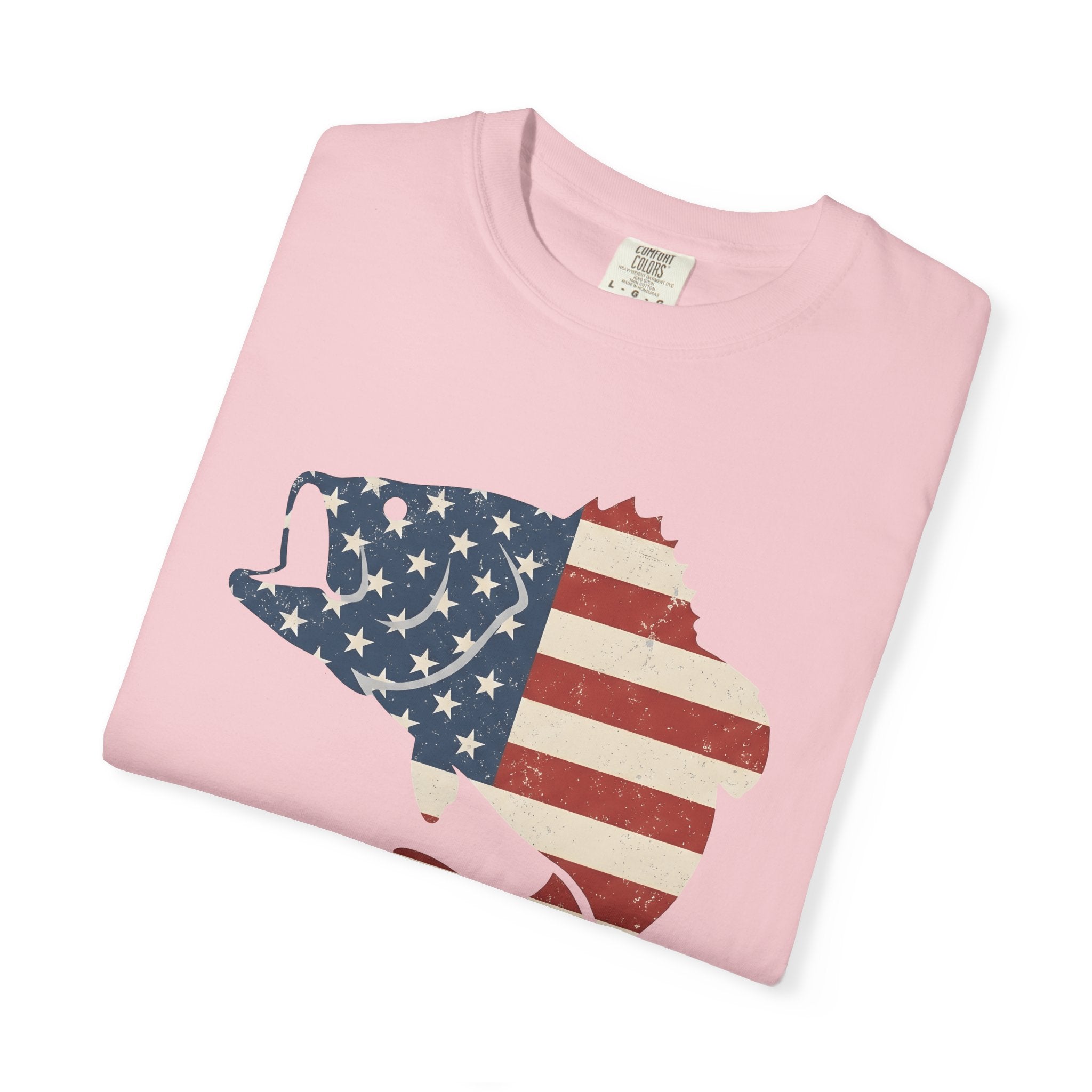 Largemouth Bass Shirt America Angling Gift Women Grunge Tee Bass T-Shirt Patriot Fan Distressed Tshirt Fishing Graphic Retro Usa Flag Tshirt
