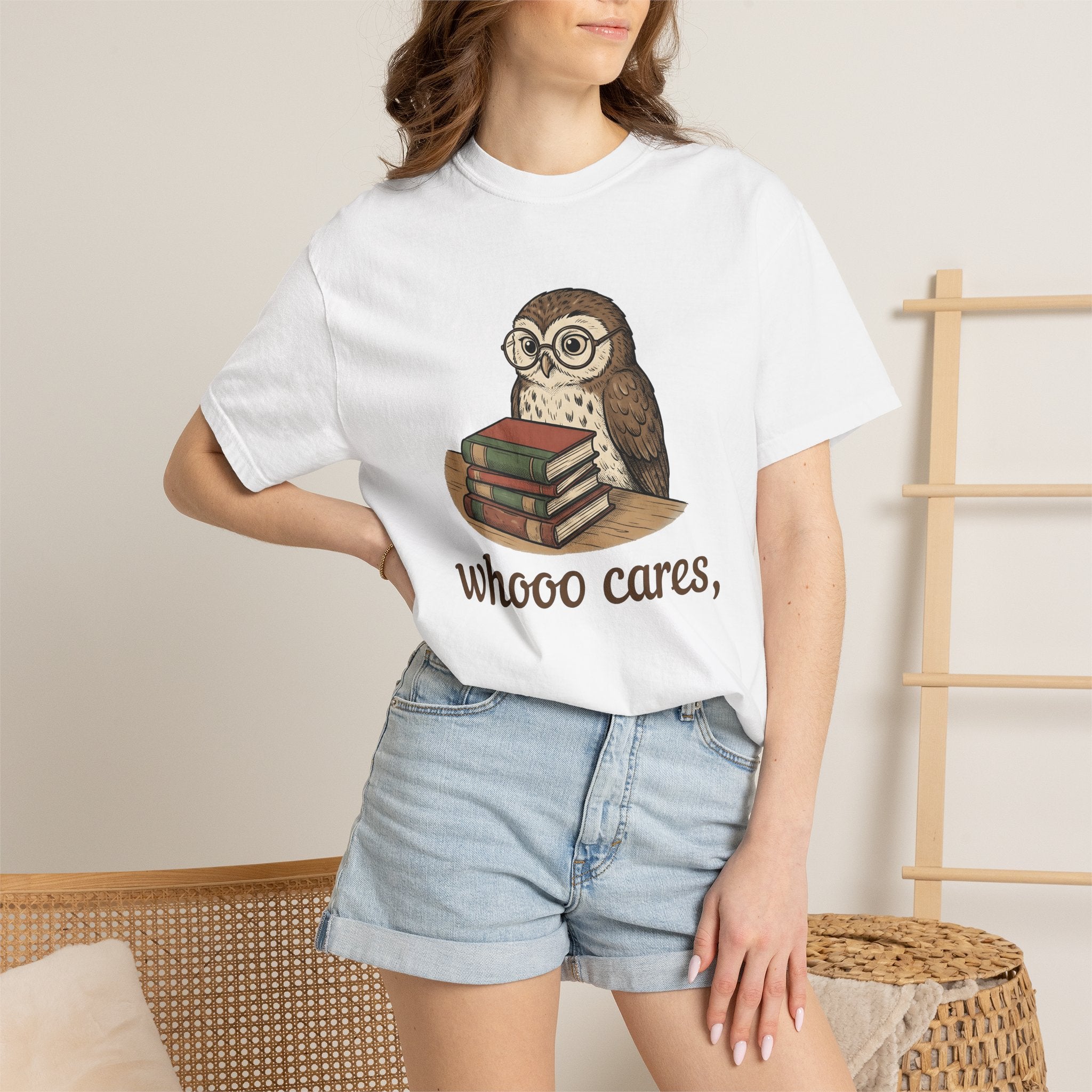 Owl Glasses Shirt Animals Teacher Gift Women Vintage Tee Owl Spectacles T-Shirt Wildlife Fan Retro Tshirt Educator Graphic Hand Drawn Books