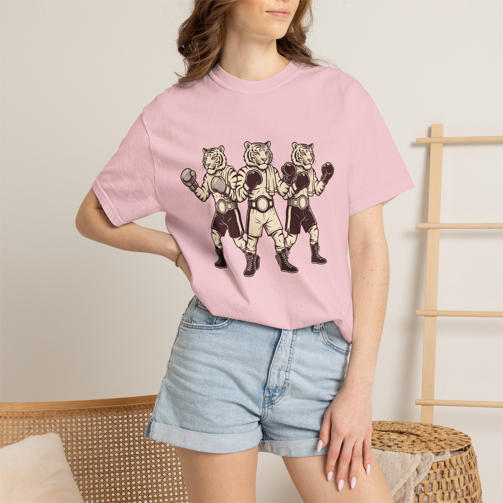 Boxing Cat Shirt Sports Creatures Gift Women Nostalgic Tee Fighting Cat T-Shirt Athlete Fan Boxer Graphic Creature Graphic Outline Sparring