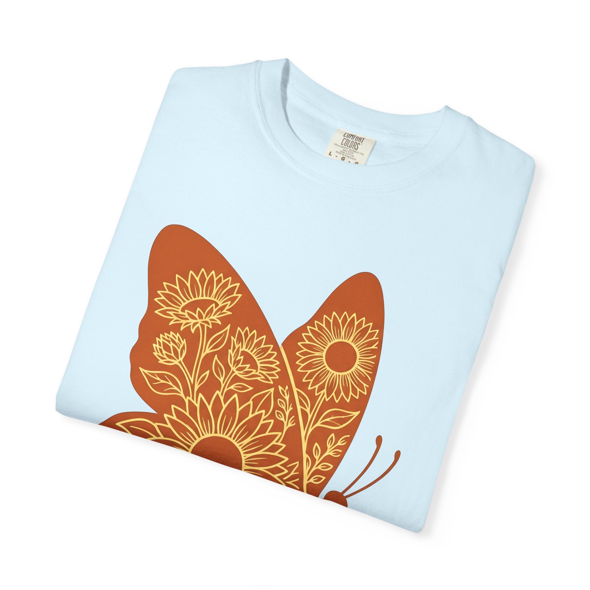 Butterfly Sunflower Shirt Animals & Flowers Outdoors Gift Women Rustic Tee Sunflower T-Shirt Floral Fan Vintage Tshirt Nature Graphic Simple