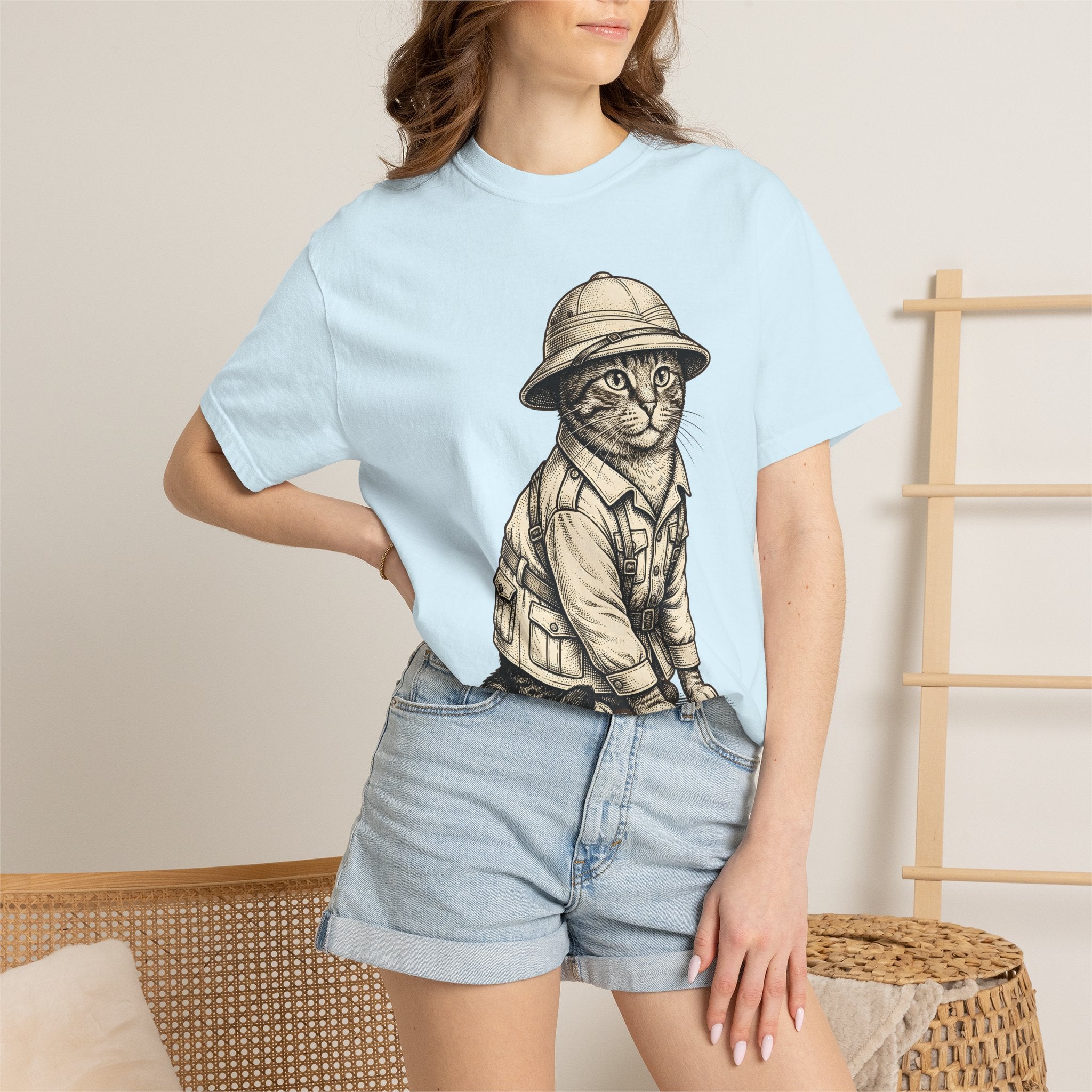Travel Cat Shirt Cat Pets Gift Women Classic Tee Kitty T-Shirt Cat Fan Feline Tshirt Animal Graphic Doodle Sun Hat Tshirt