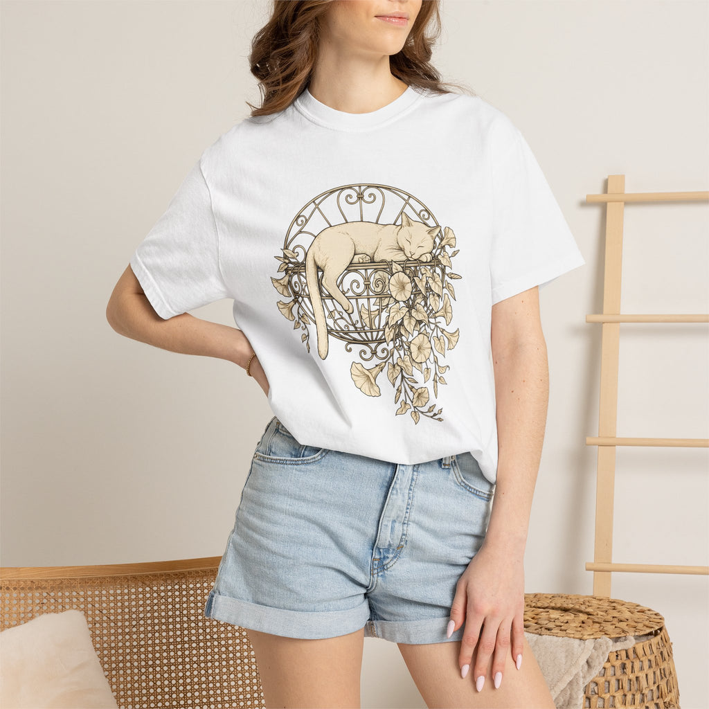 Napping Cat Shirt Cat Botanicals Gift Women Retro Tee Kitten T-Shirt Cat Fan Feline Tshirt Floral Graphic Sketch Blooms Tshirt