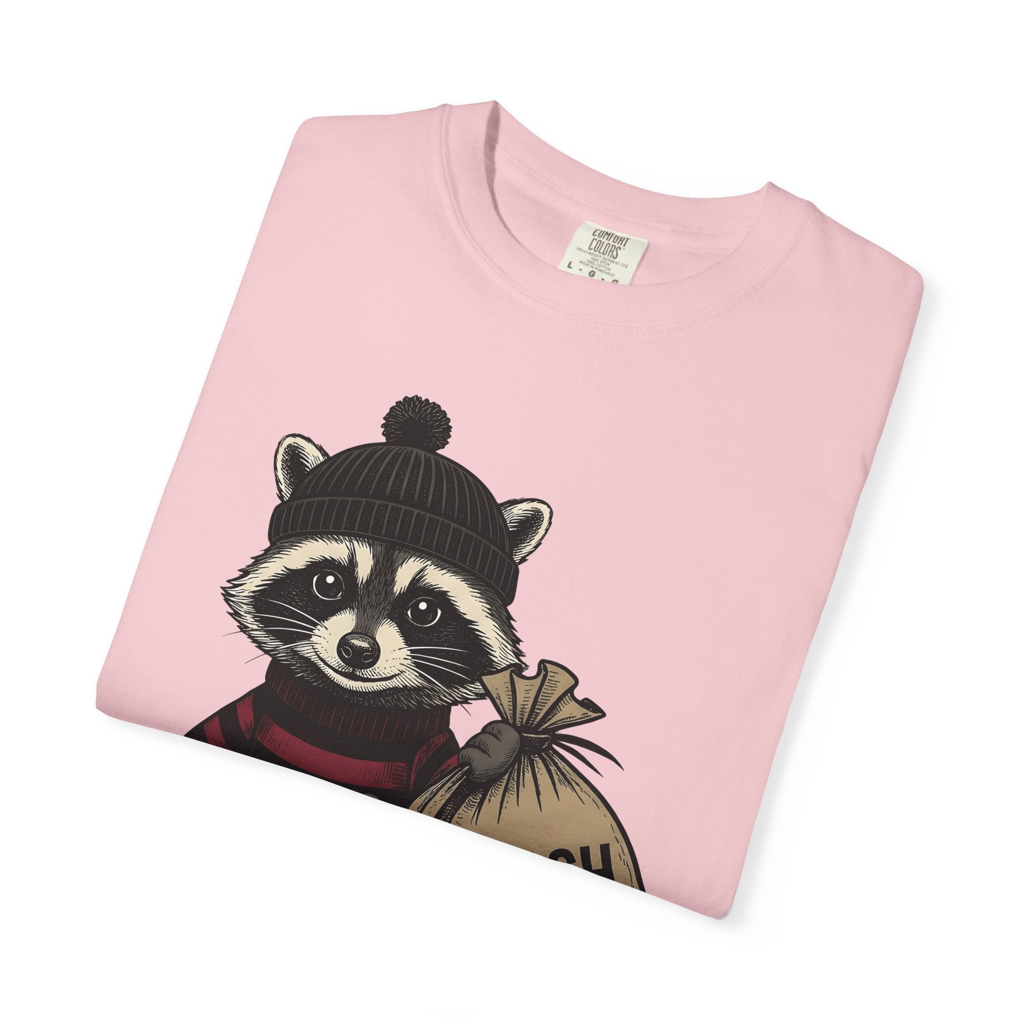 Raccoon Graphic Shirt Animals Humor Gift Women Hand Drawn Tee Trash Panda T-Shirt Wildlife Fan Illustrated Tshirt Funny Graphic Vintage