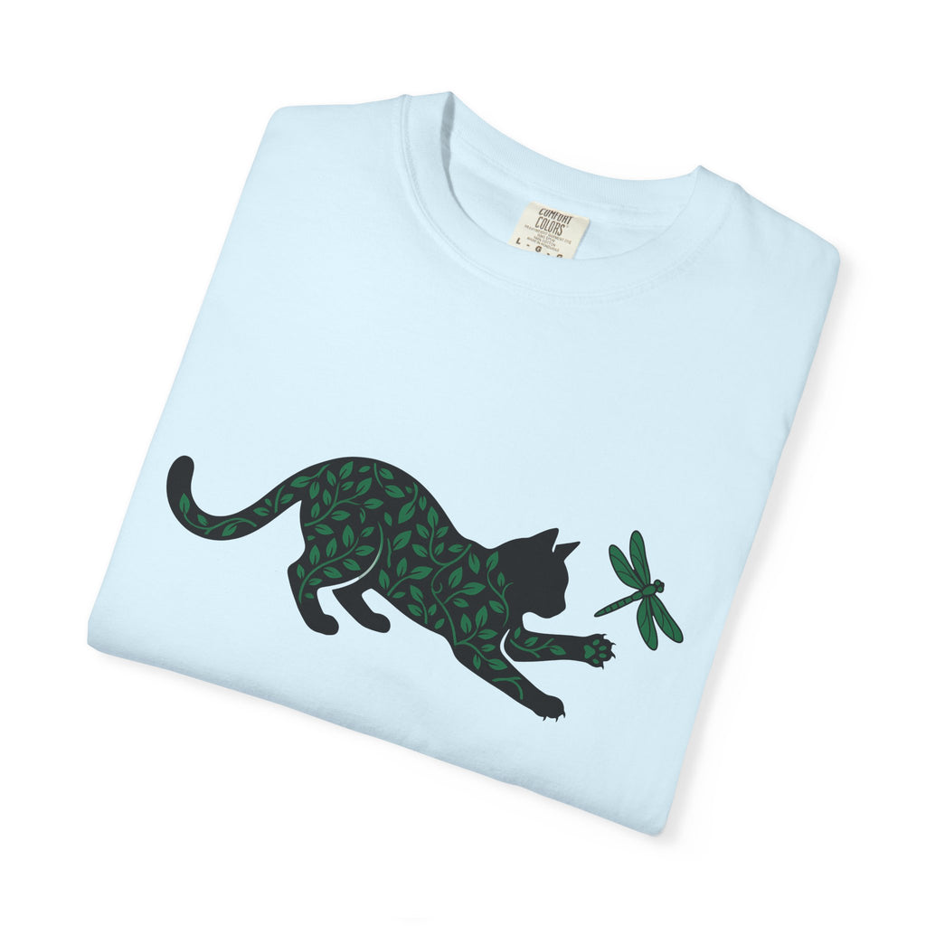 Cat Silhouette Shirt Cat Nature Gift Women Botanical Tee Kitten T-Shirt Cat Fan Feline Tshirt Wildlife Graphic Minimalist Dragonfly Tshirt