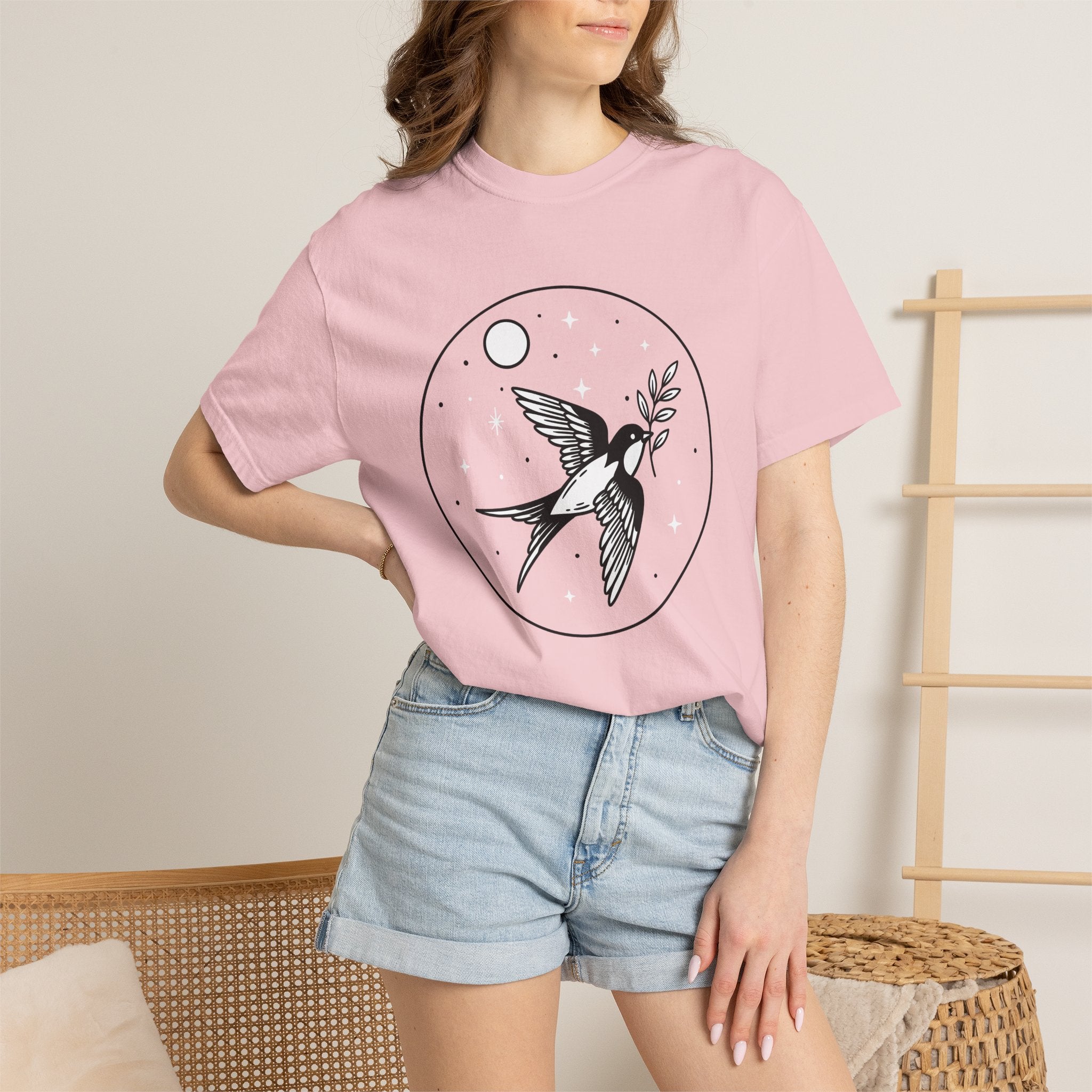Bird Swallow Shirt Boho Chic Zodiac Gift Women Hand Drawn Tee Swallows T-Shirt Bohemian Fan Illustrated Tshirt Astrology Graphic Design