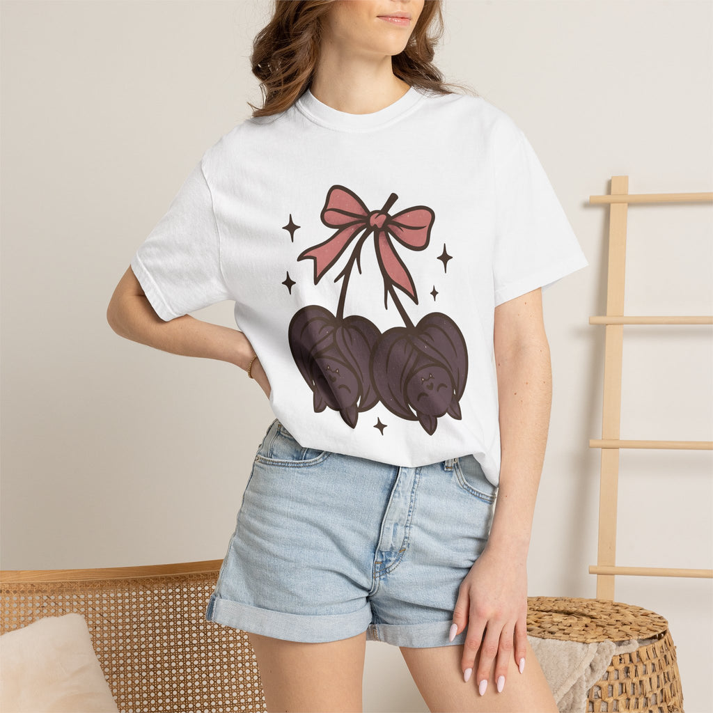 Cute Bats Shirt Halloween Gothic Gift Women Kawaii Tee Flying Fox T-Shirt Horror Fan Dark Tshirt Dark Graphic Cartoon Bow Tshirt