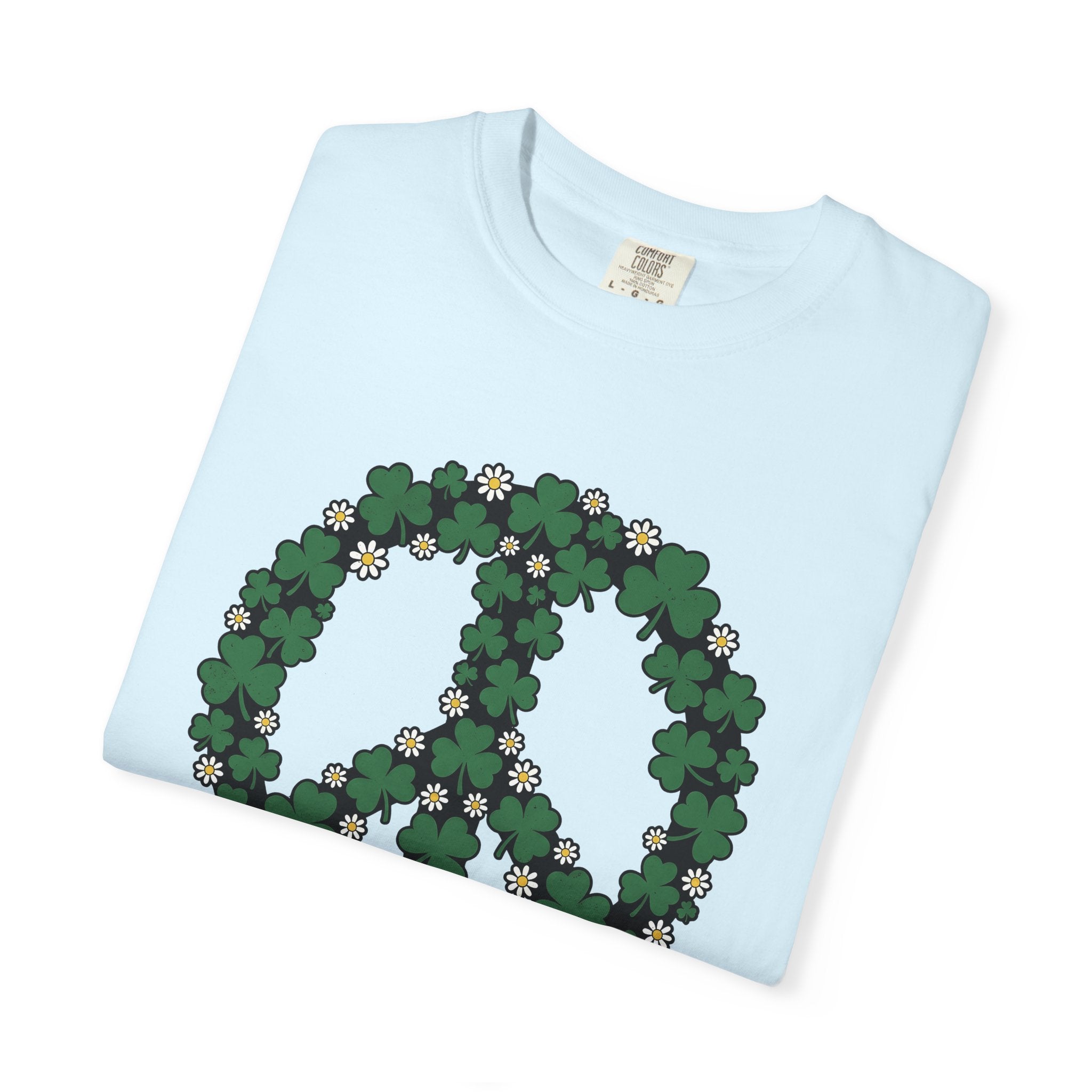Lucky Peace Sign Shirt St Patrick's Day Counterculture Gift Women Indie Tee Peace Symbol T-Shirt Shamrock Fan Hippie Tshirt Alternative