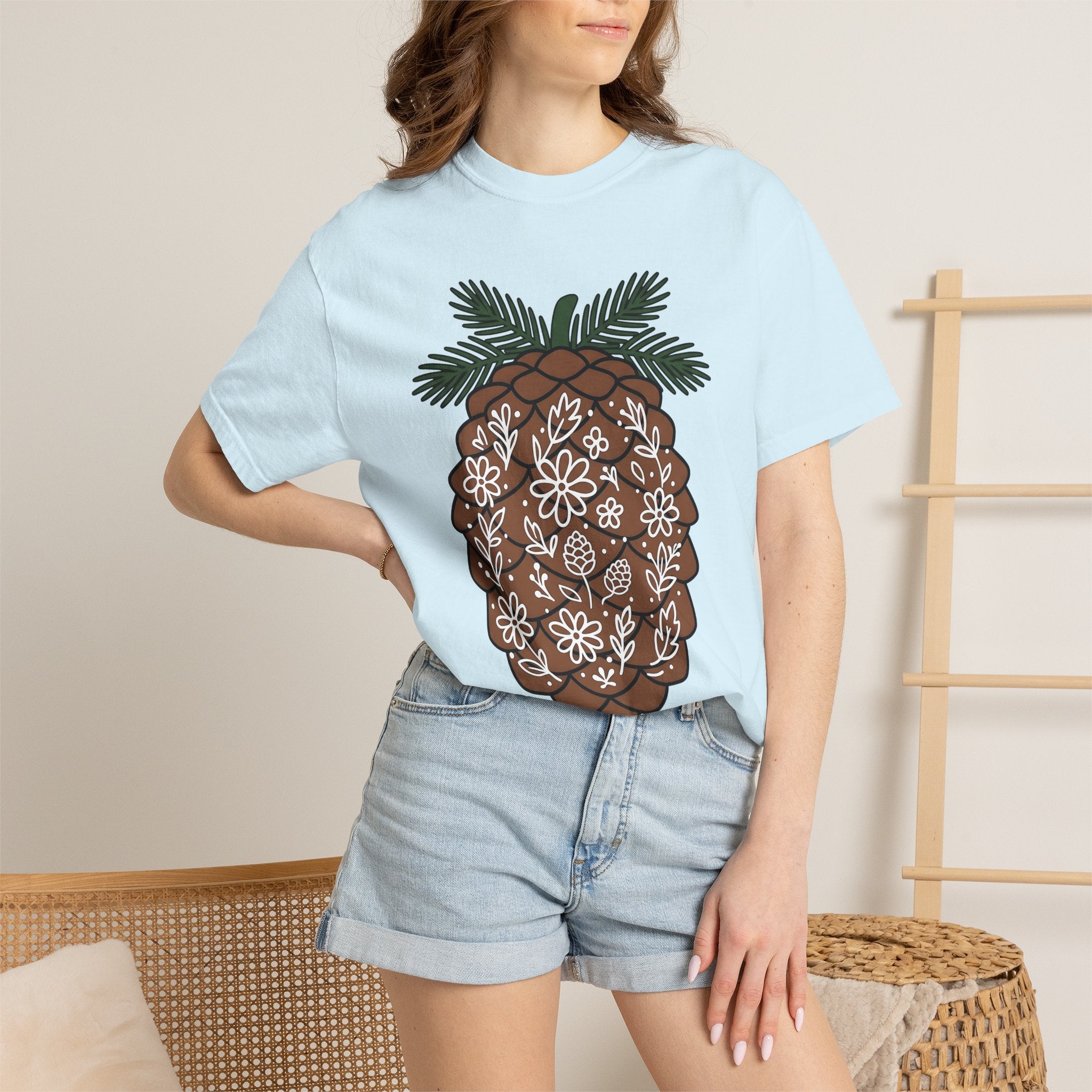 Pine Cone Shirt Holiday Wildlife Gift Women Farmhouse Tee Pinecone T-Shirt Christmas Fan Rustic Tshirt Animal Graphic Contemporary Blossom