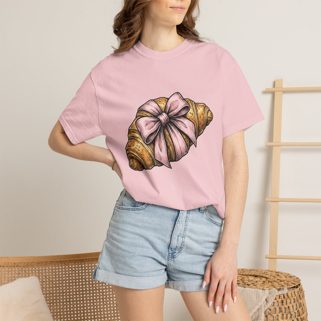 Croissant Shirt Desserts Confectionery Gift Women Line Art Tee Pastry T-Shirt Dessert Fan Minimalist Tshirt Sweet Illustration Cartoon